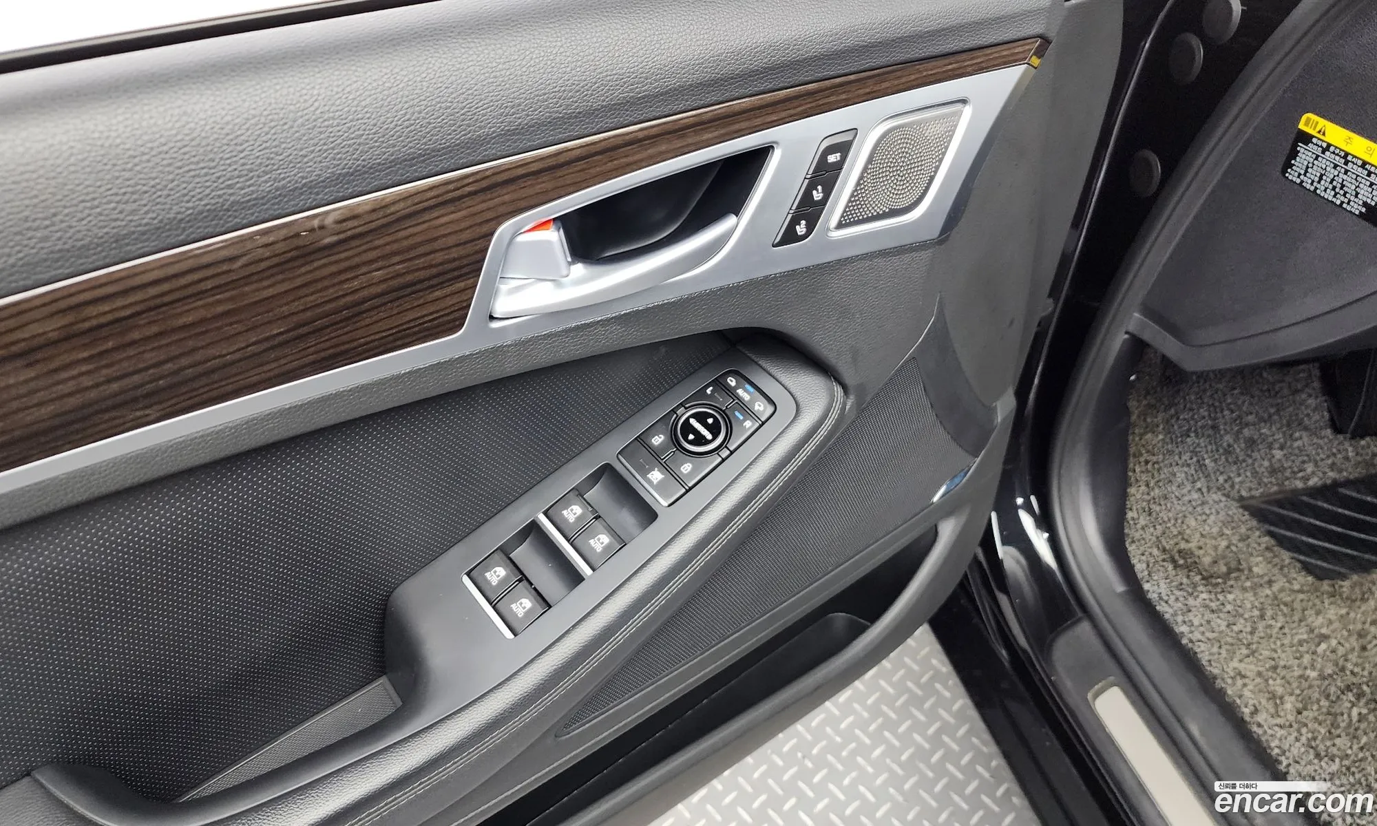 G80 33 Gdi Awd Premium Luxury - фотография 12470558