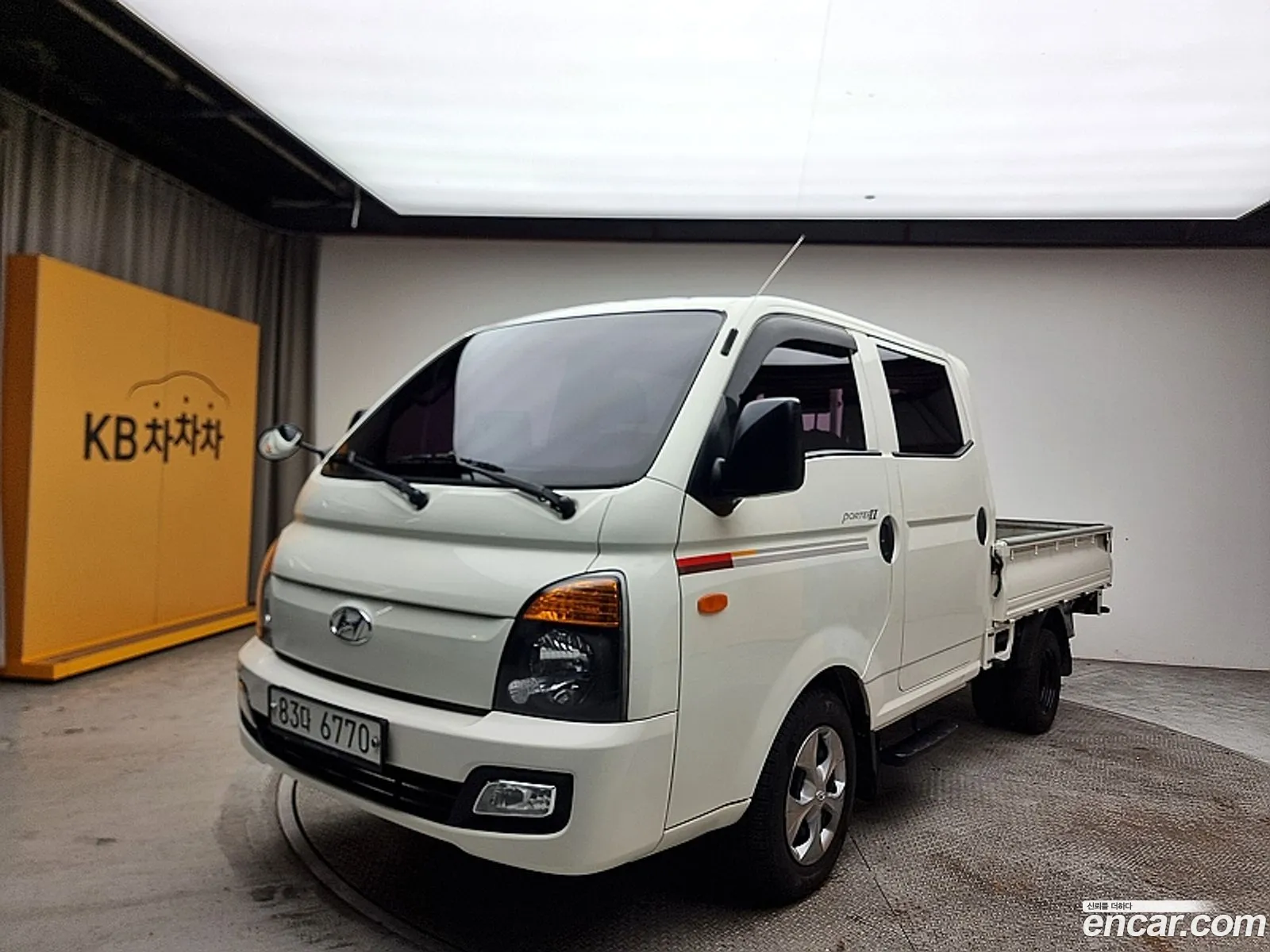 Porter Ii Cargo Cargo Truck 1 Ton Double Cap Crdi - фотография 1551565