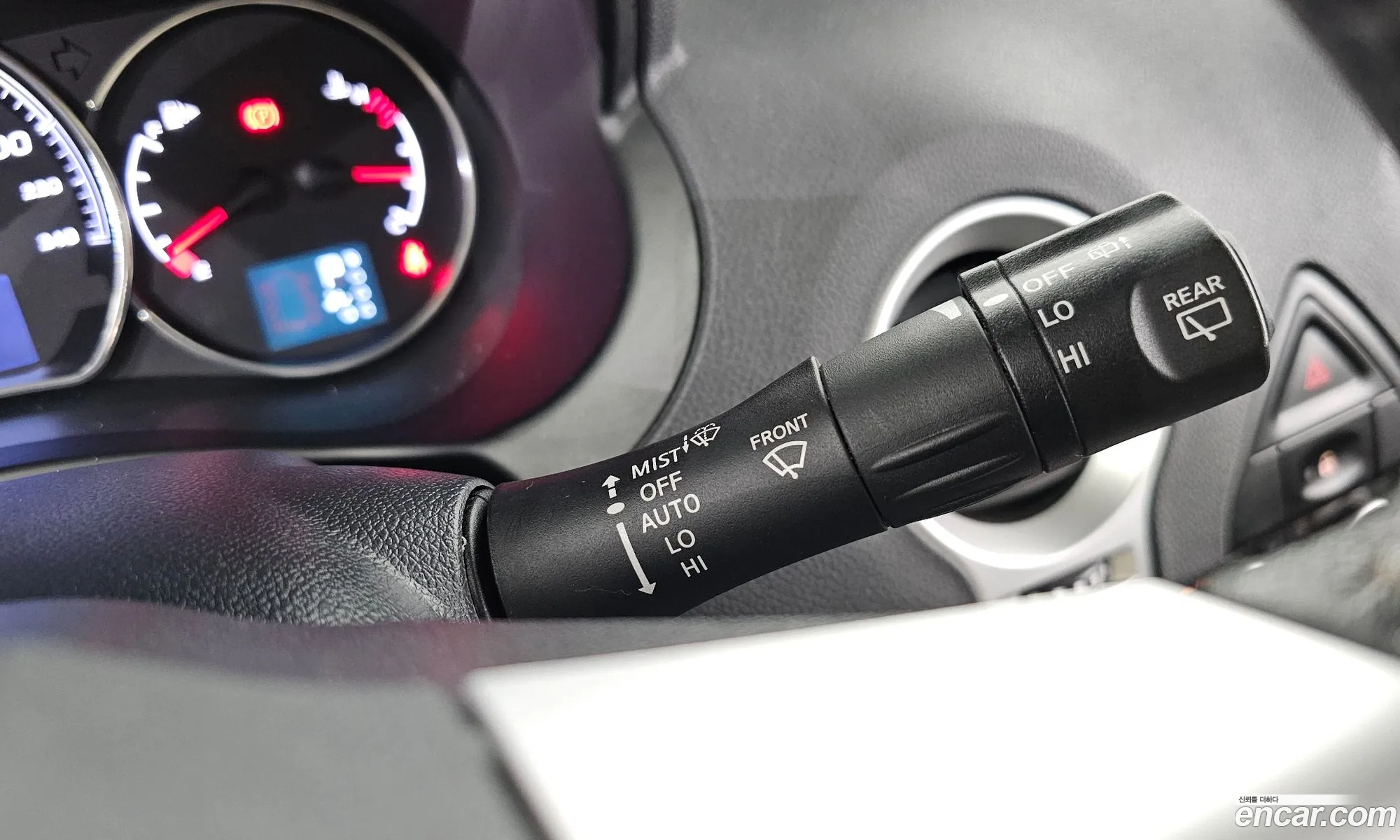 New Qm5 Gasoline 2Wd 20 Le - фотография 73515