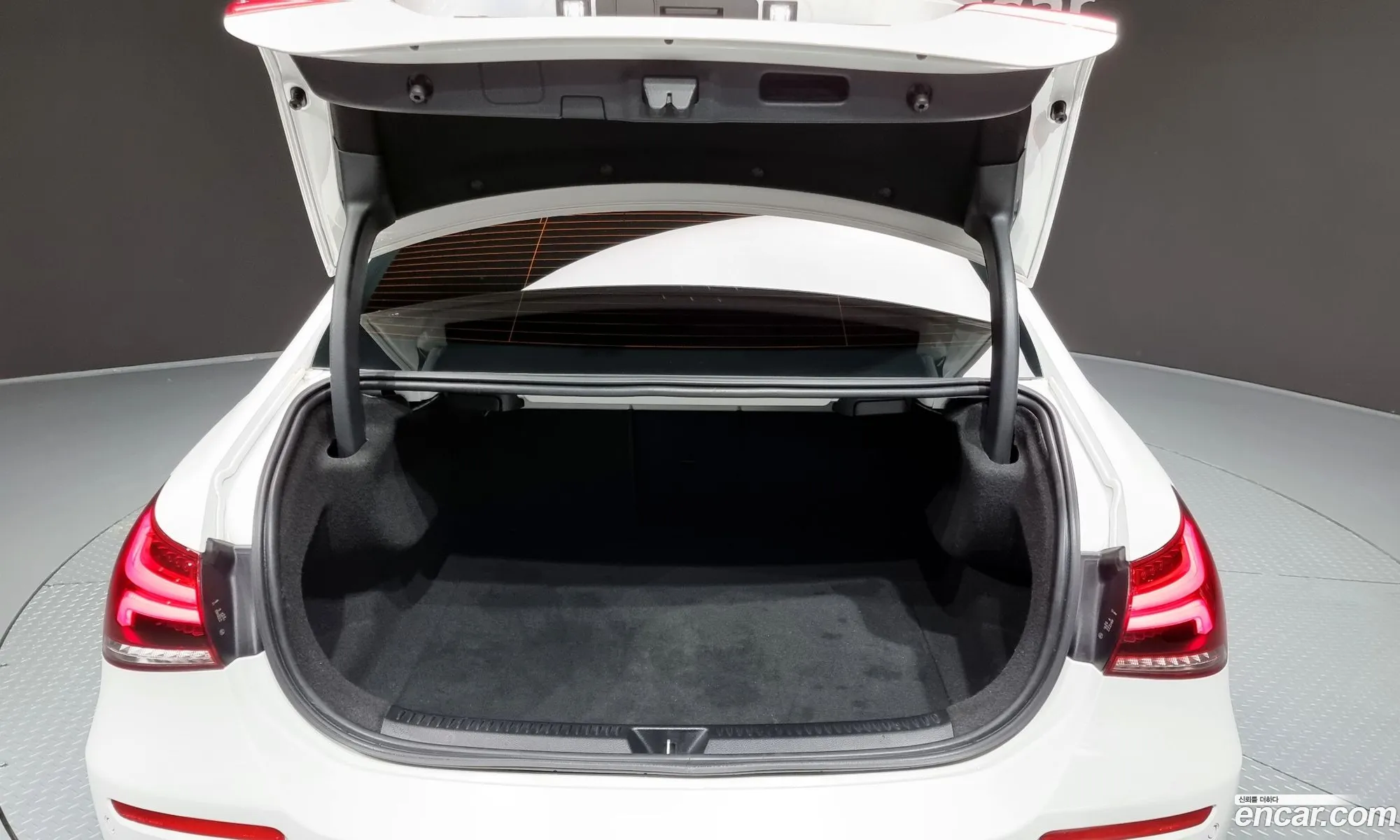 A-Class W177 A200D Sedan - фотография 3152140