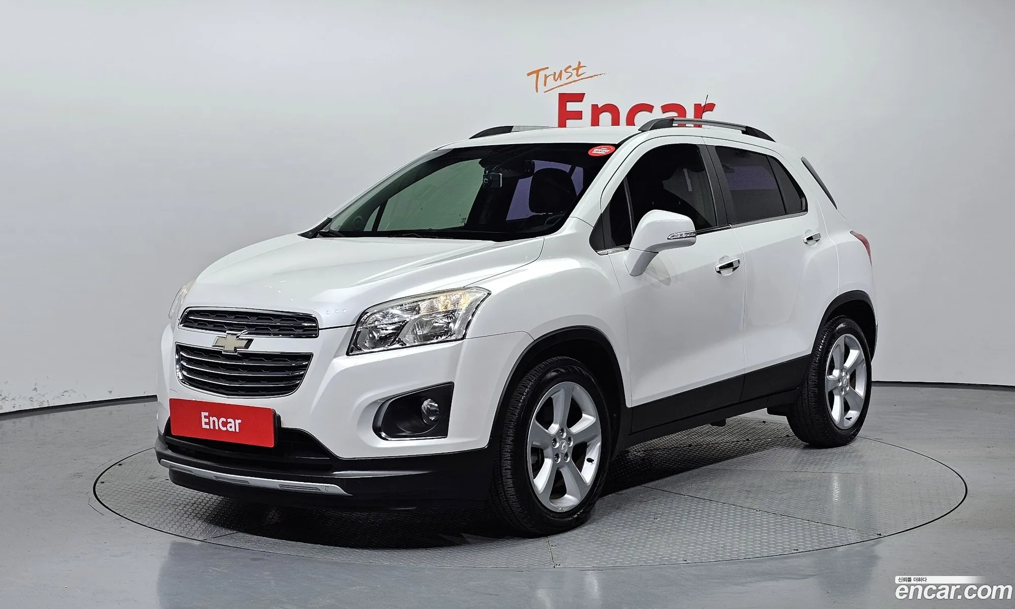 Tivoli Diesel Lx 2Wd - фотография 1632560