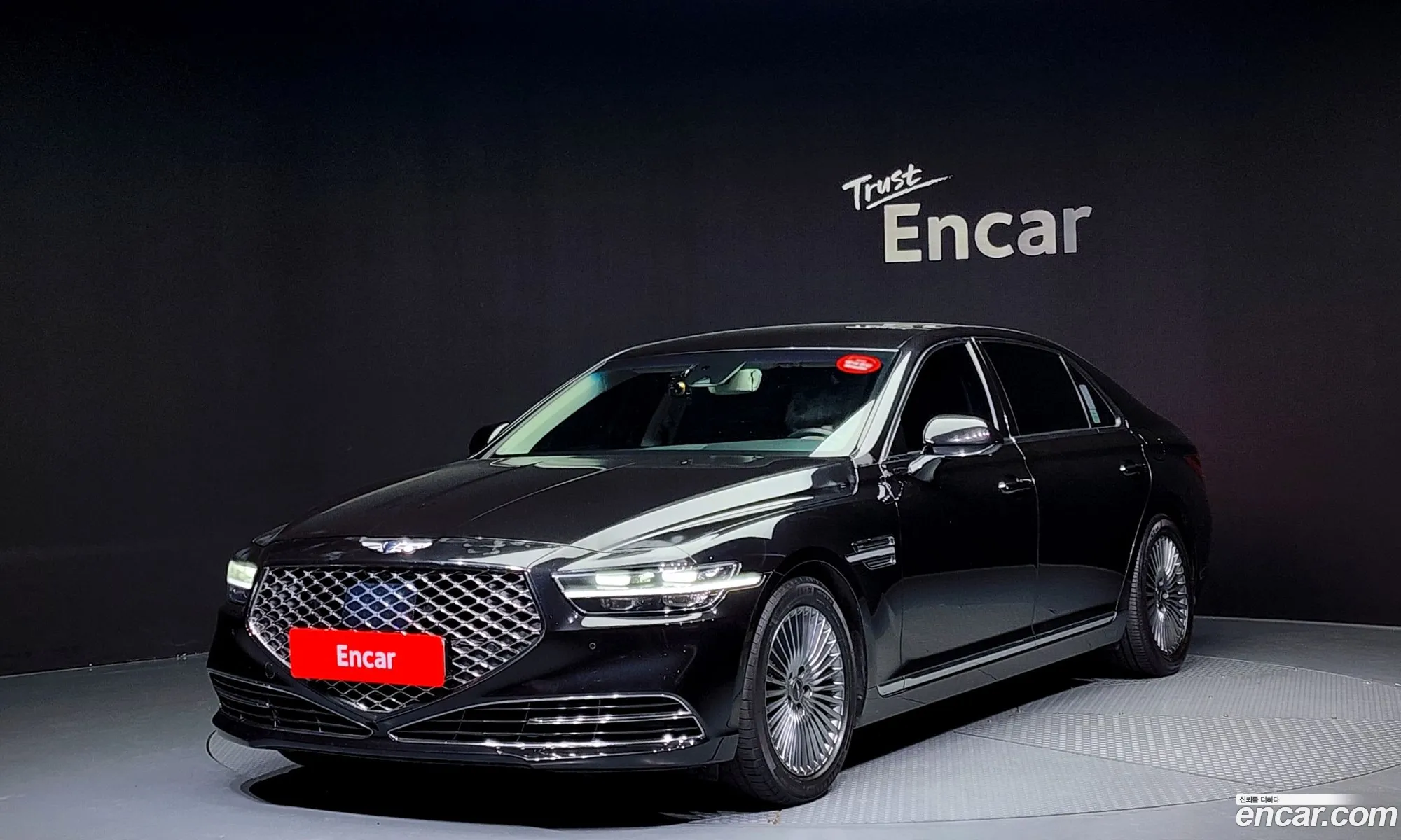 G90 38 Awd Luxury - фотография 12517121