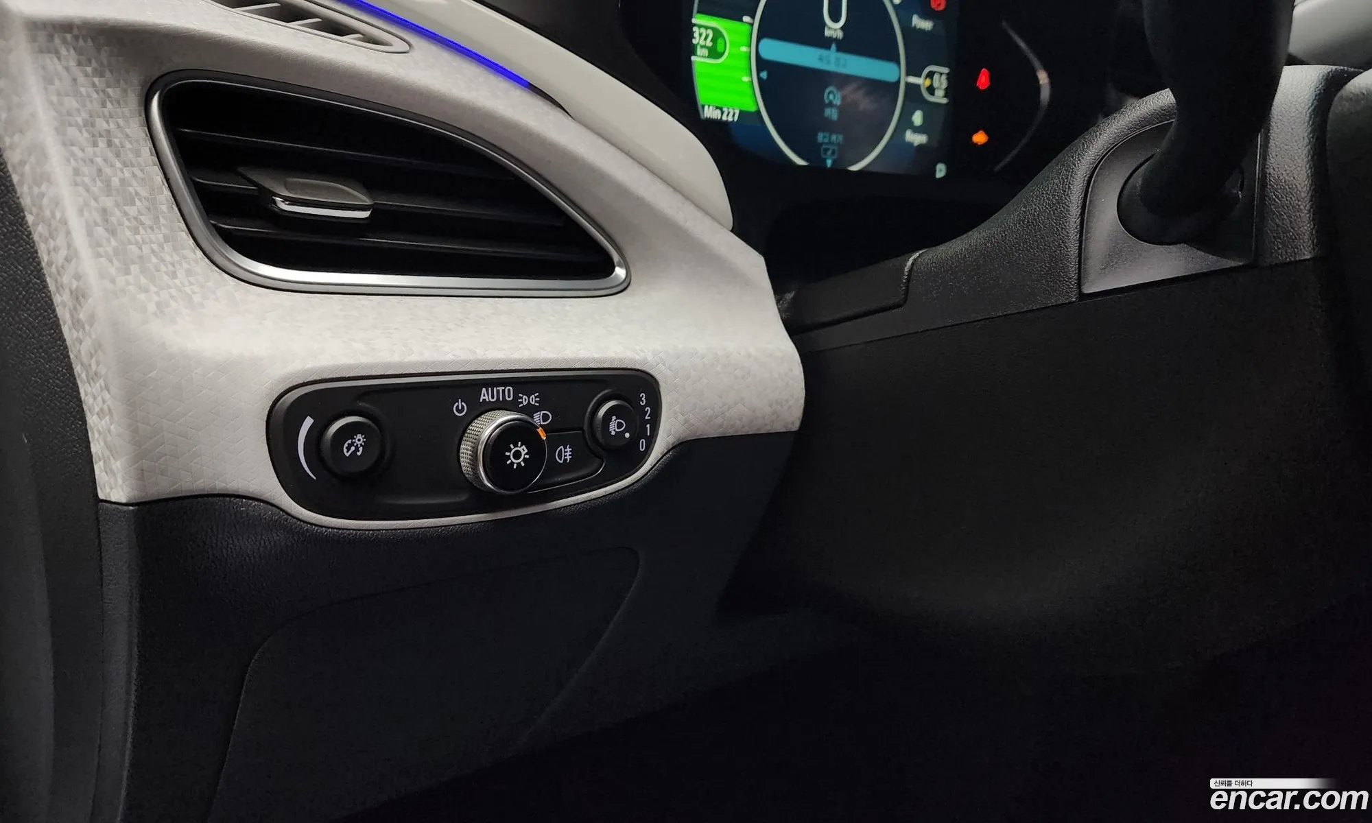 Bolt Ev Ev Premier - фотография 5003199