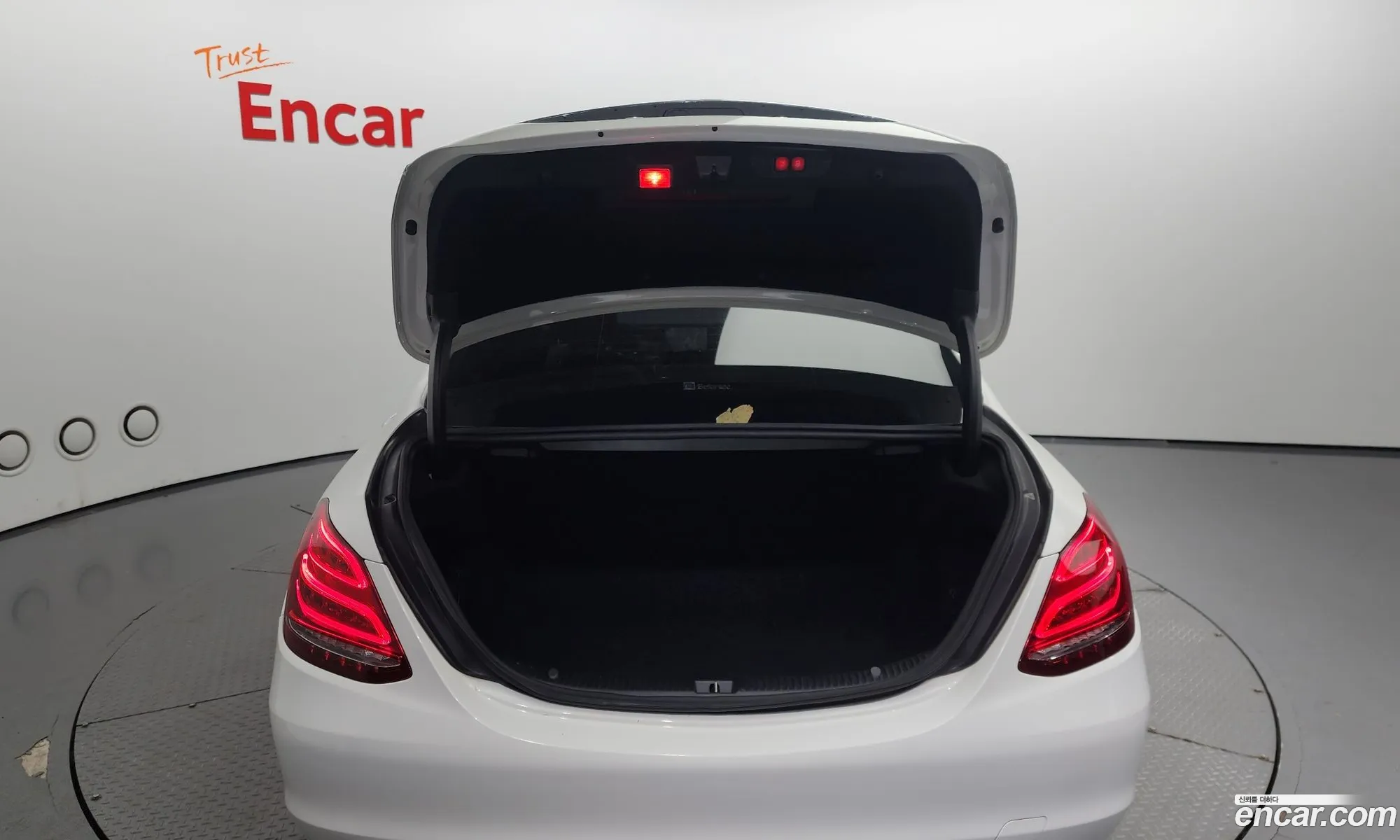 C-Class W205 C200 4Matic Exclusive - фотография 12118767