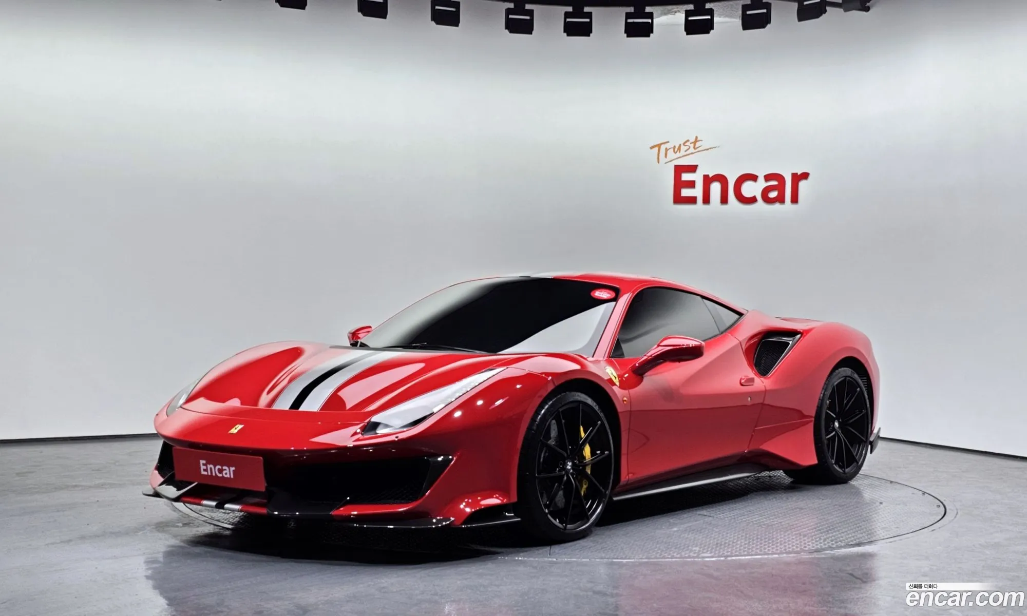 488 Pista 39 Coupe - фотография 872201