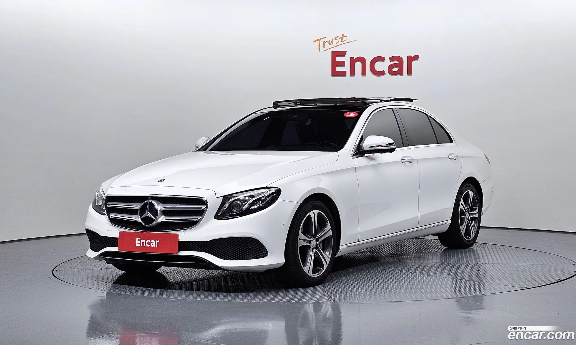 E-Class W213 E300 4Matic Avant - фотография 11298322