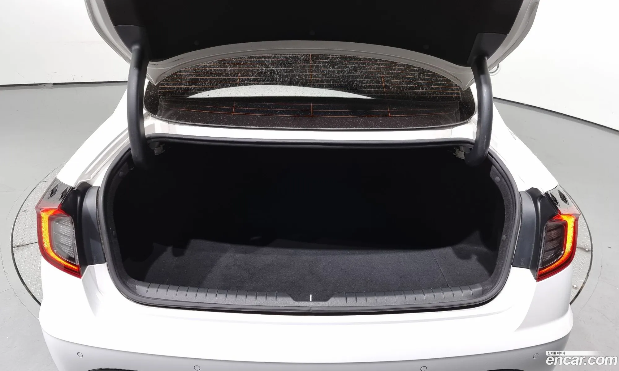 Hyundai Sonata 16 Turbo 2020 - фотография 1061559