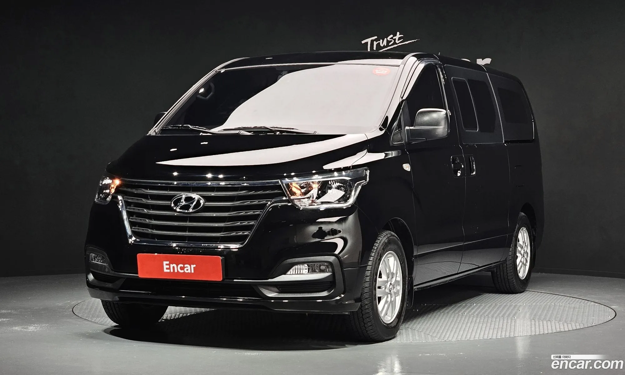 The New Grand Starex Van 5 -Seater Modern - фотография 16447971