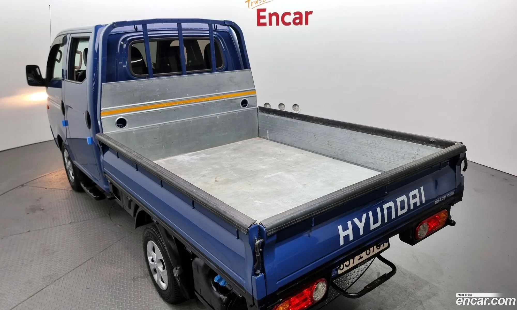 Porter Ii Cargo Cargo Truck 1 Ton Double Cap Crdi - фотография 1161562