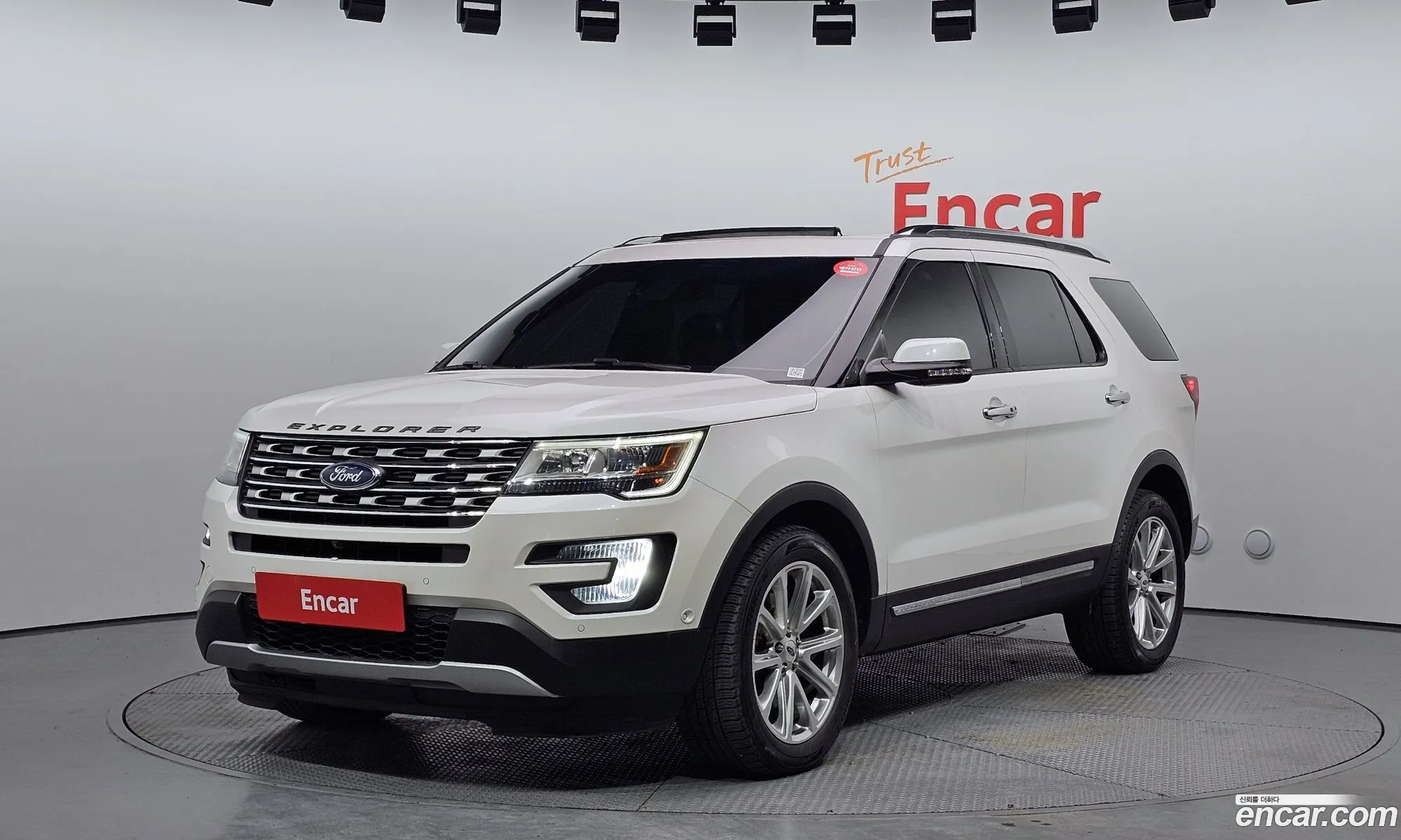 Explorer 23 Limited 4Wd 5Th Generation - фотография 3928871