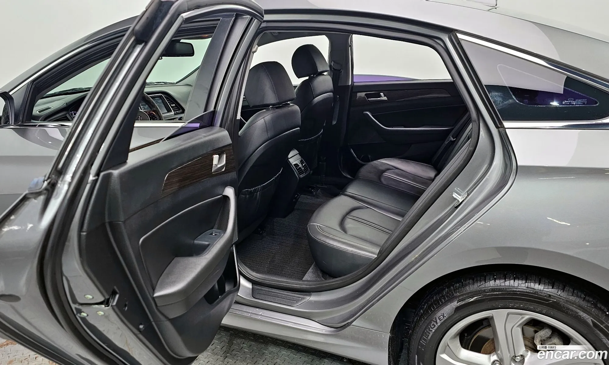 Korex Auto Trade - фотография 16943351