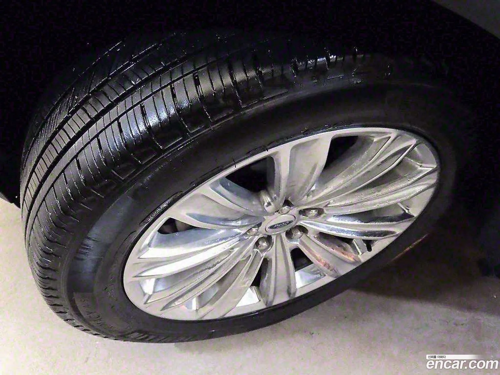 Explorer 6Th Generation 23 Limited 4Wd - фотография 988624