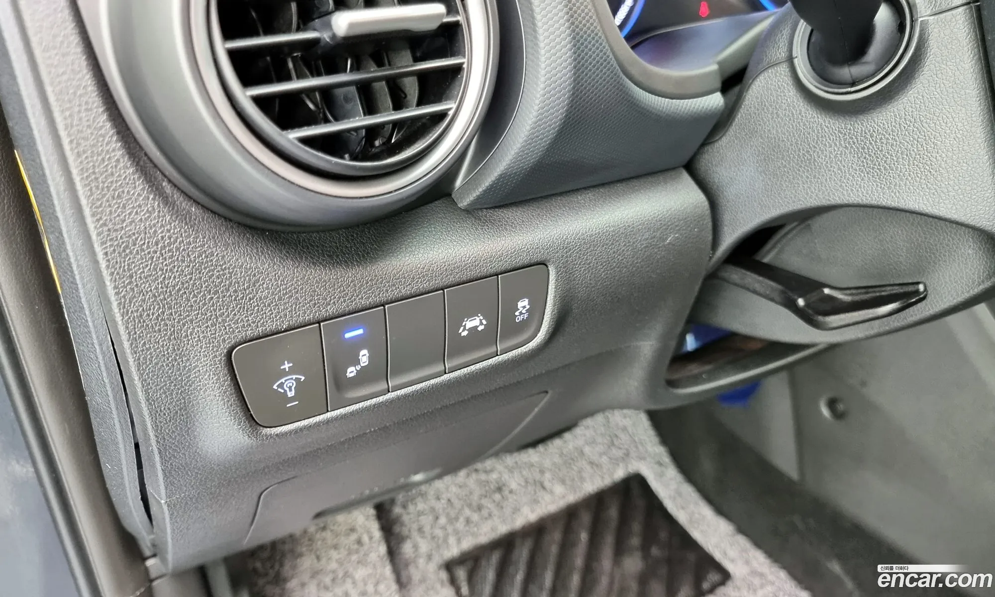 Kona 16 Turbo 2Wd Premium - фотография 15769611