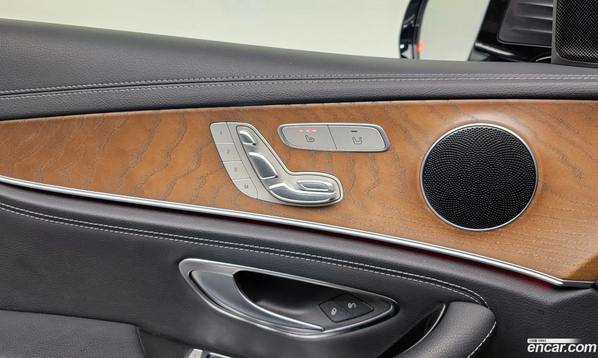 E-Class W213 E220D Exclusive - фотография 1265644