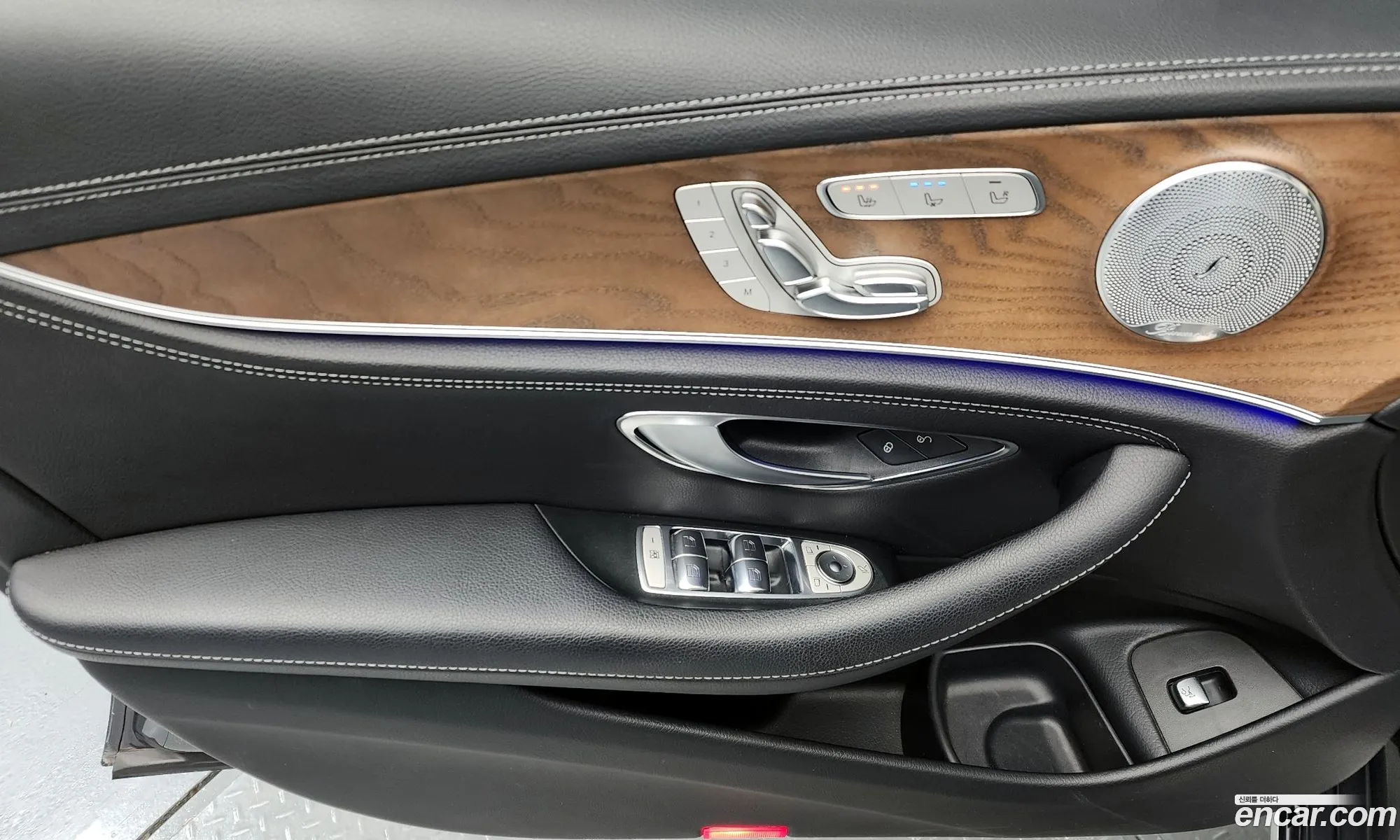 E-Class W213 E300 4Matic Exclusive - фотография 125165