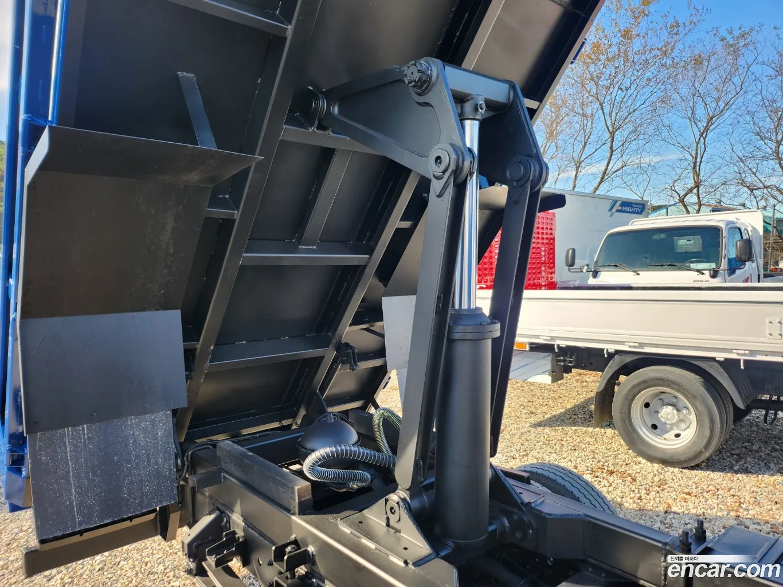 E-Mighty Dump 25 Ton - фотография 11593779