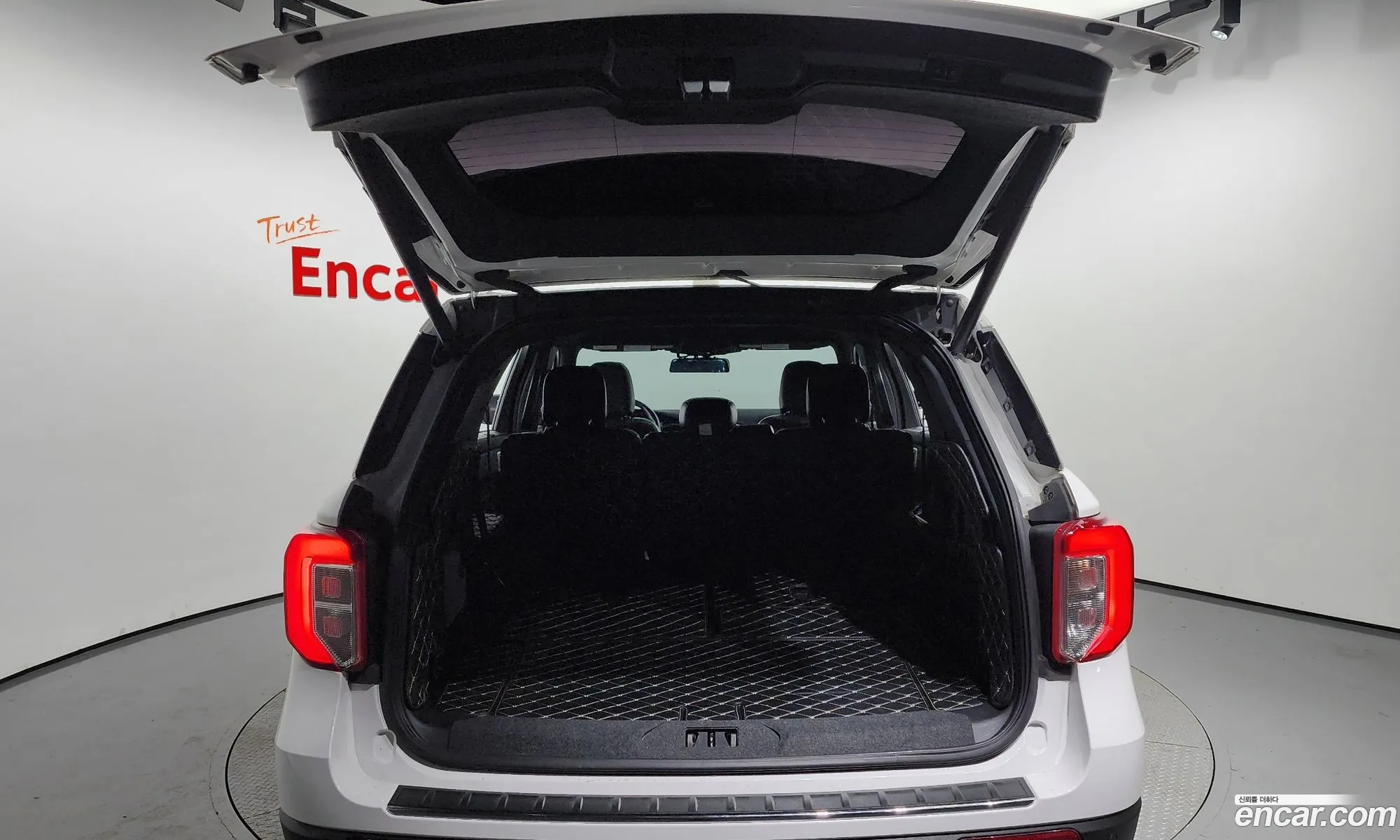 Explorer 6Th Generation 23 Limited 4Wd - фотография 14376020
