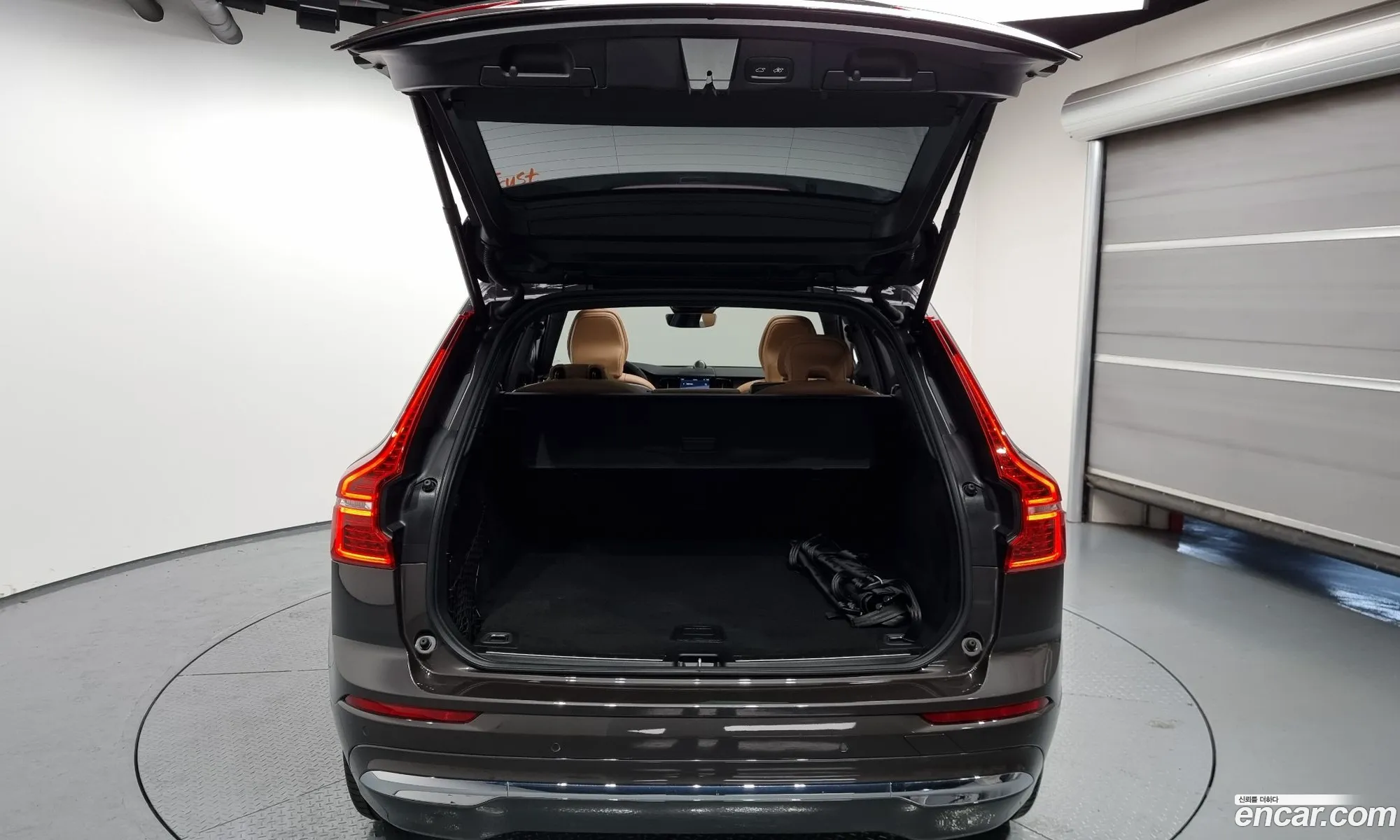 Xc60 2Nd Generation B5 Ultimate Bright - фотография 3642706