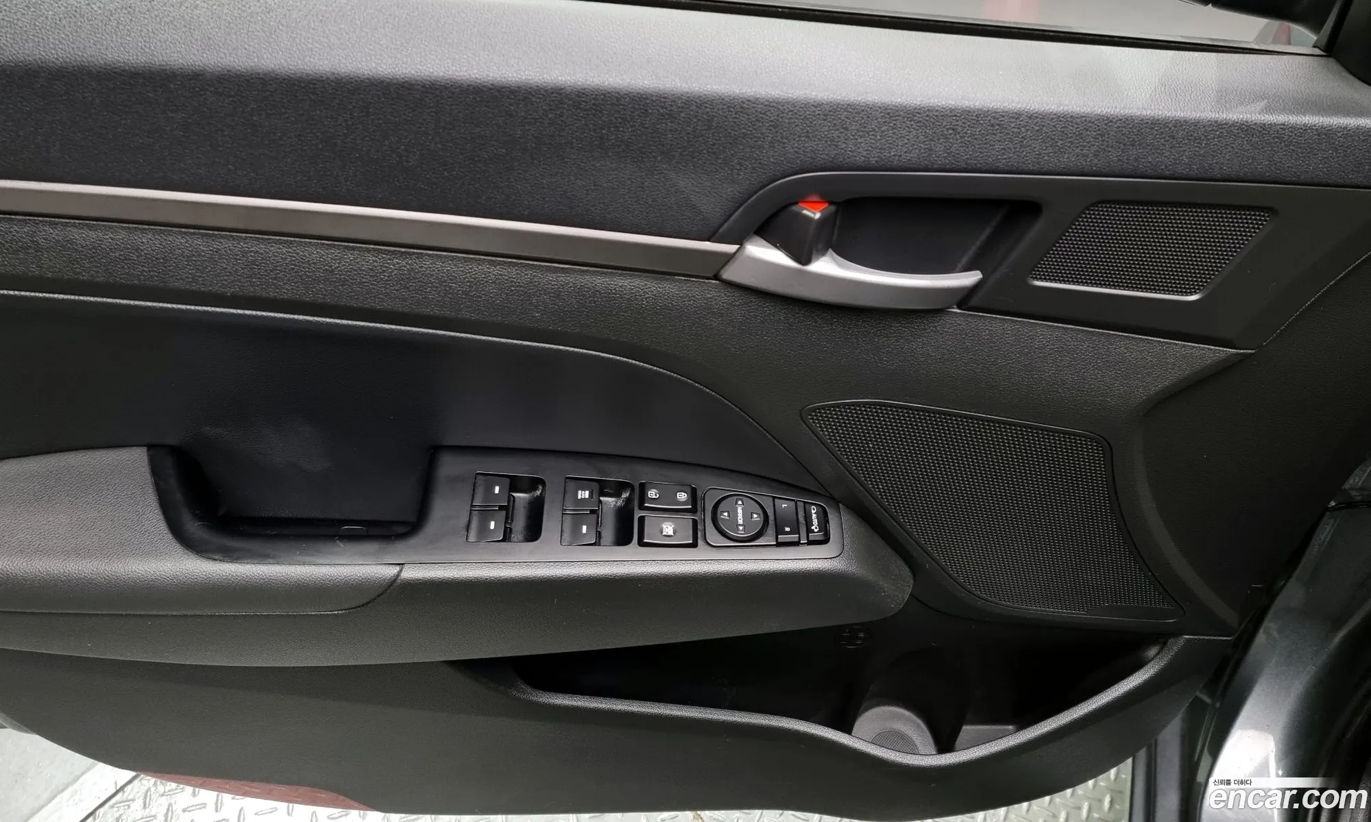 Avante Ad 16 Lpi Smart Rent -A -Car - фотография 13131289