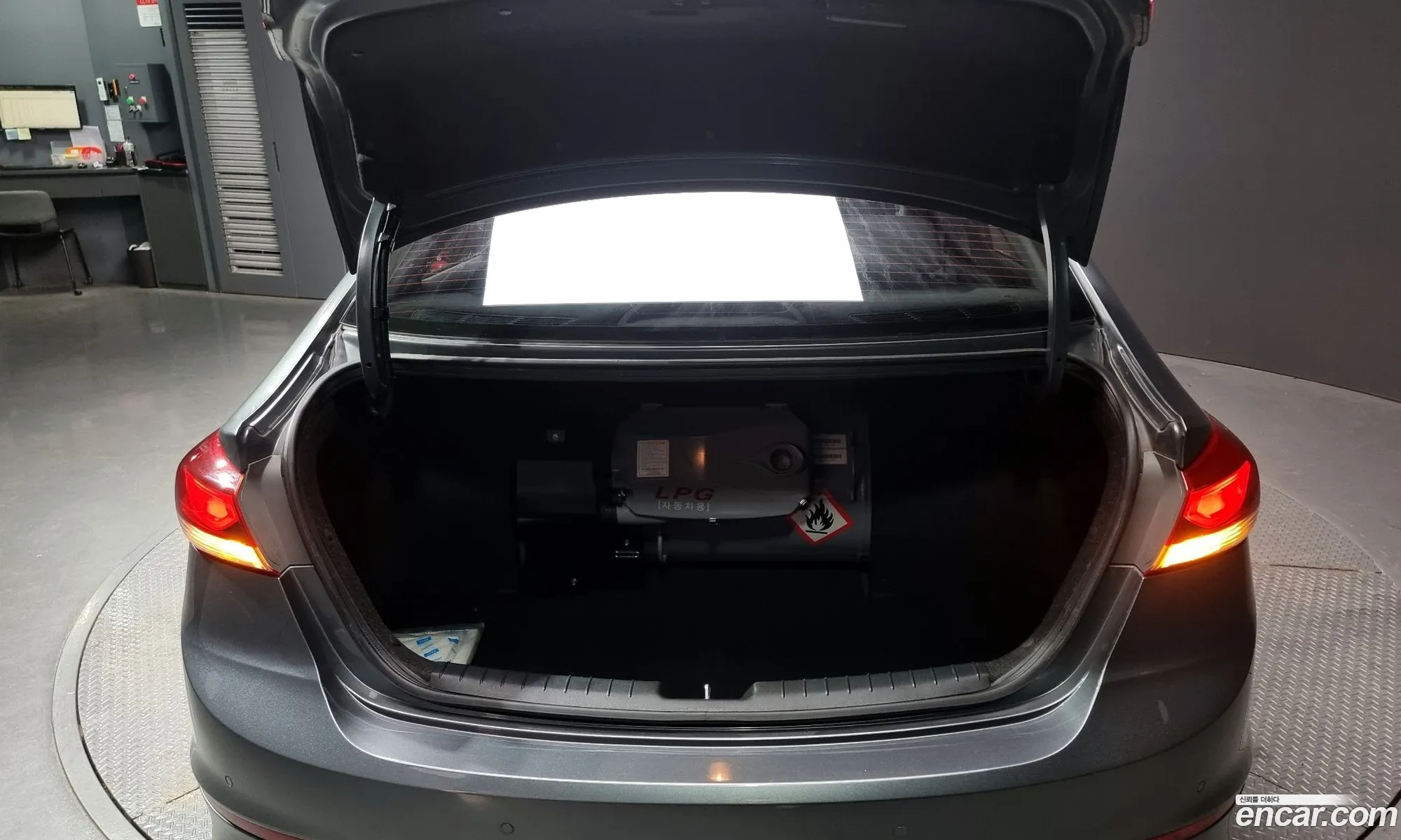 Avante Ad 16 Lpi Smart Rent -A -Car - фотография 13131288