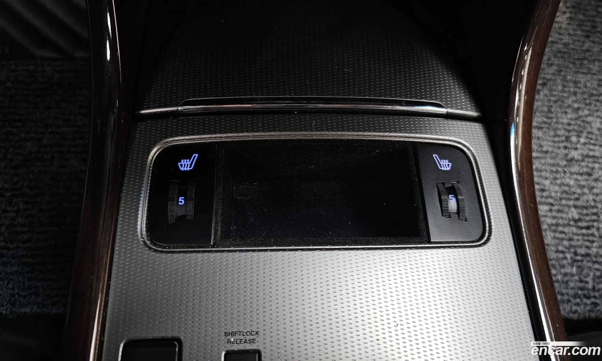 Grandeur New Luxury Q270 Luxury Smart Pack - фотография 12850615