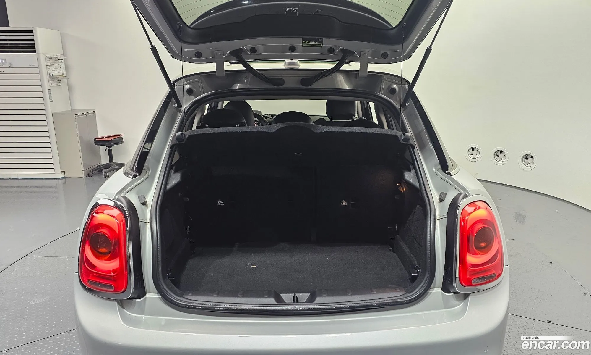Cooper S 5 Door Basic 3Rd Generation - фотография 3900966