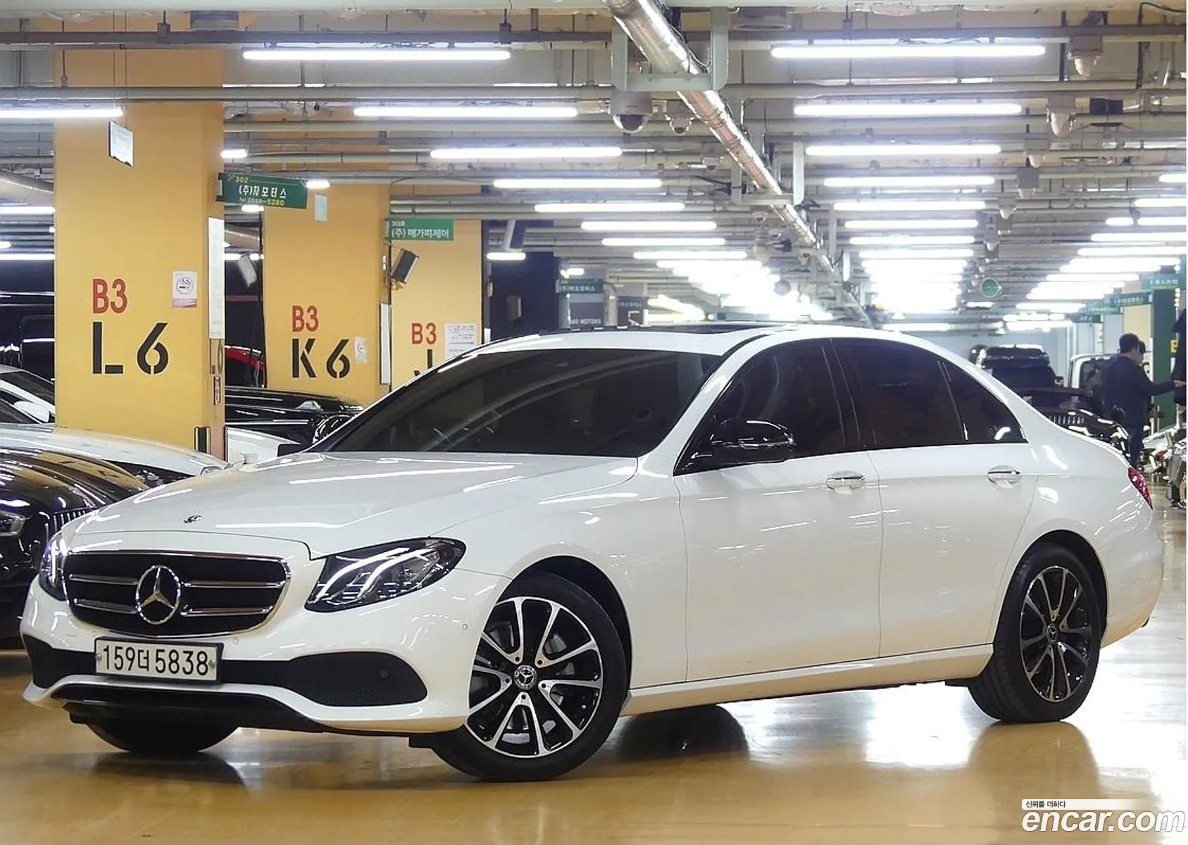 E-Class W213 E250 Avant-Garde - фотография 12107638
