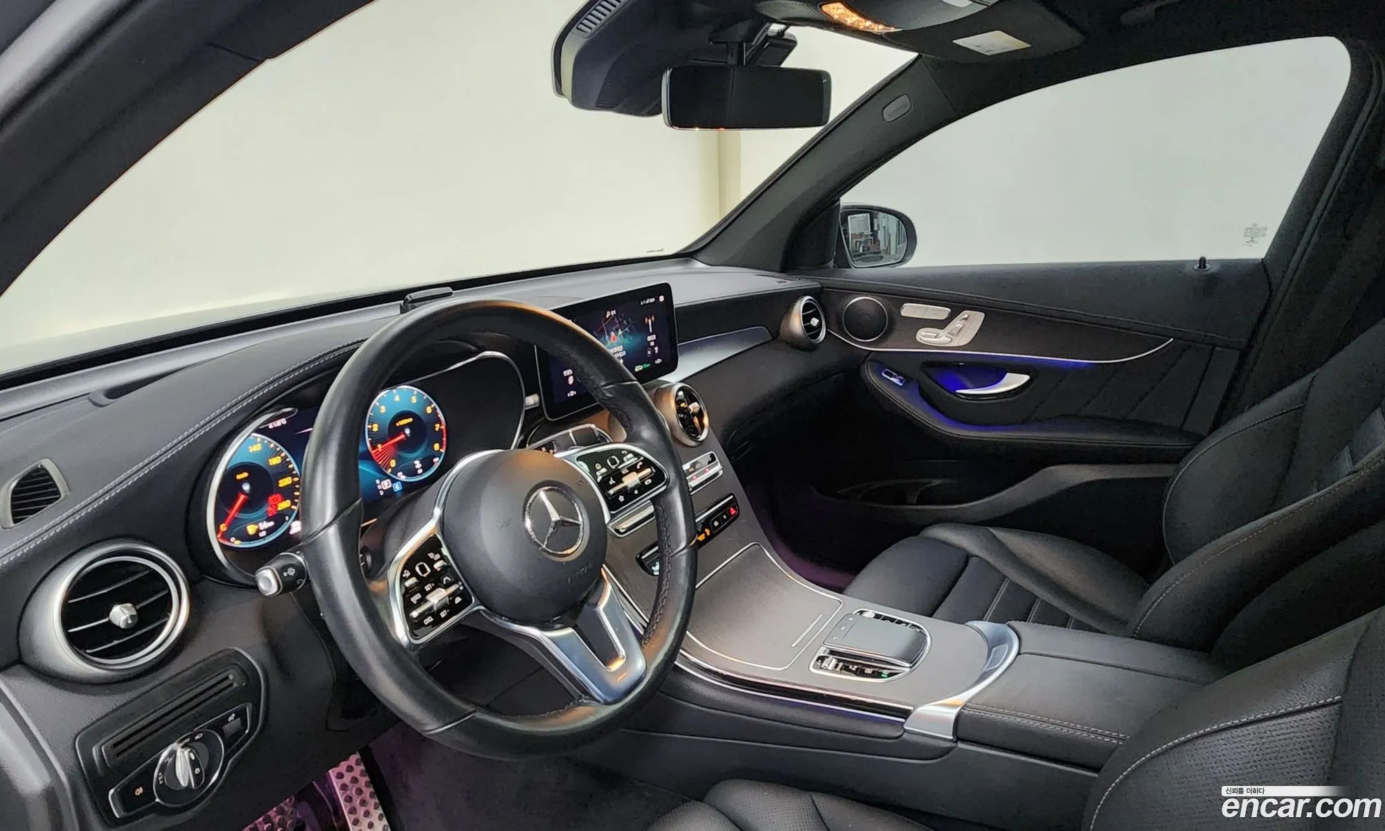 Glc-Class X253 Glc300 4Matic Coupe - фотография 11980136