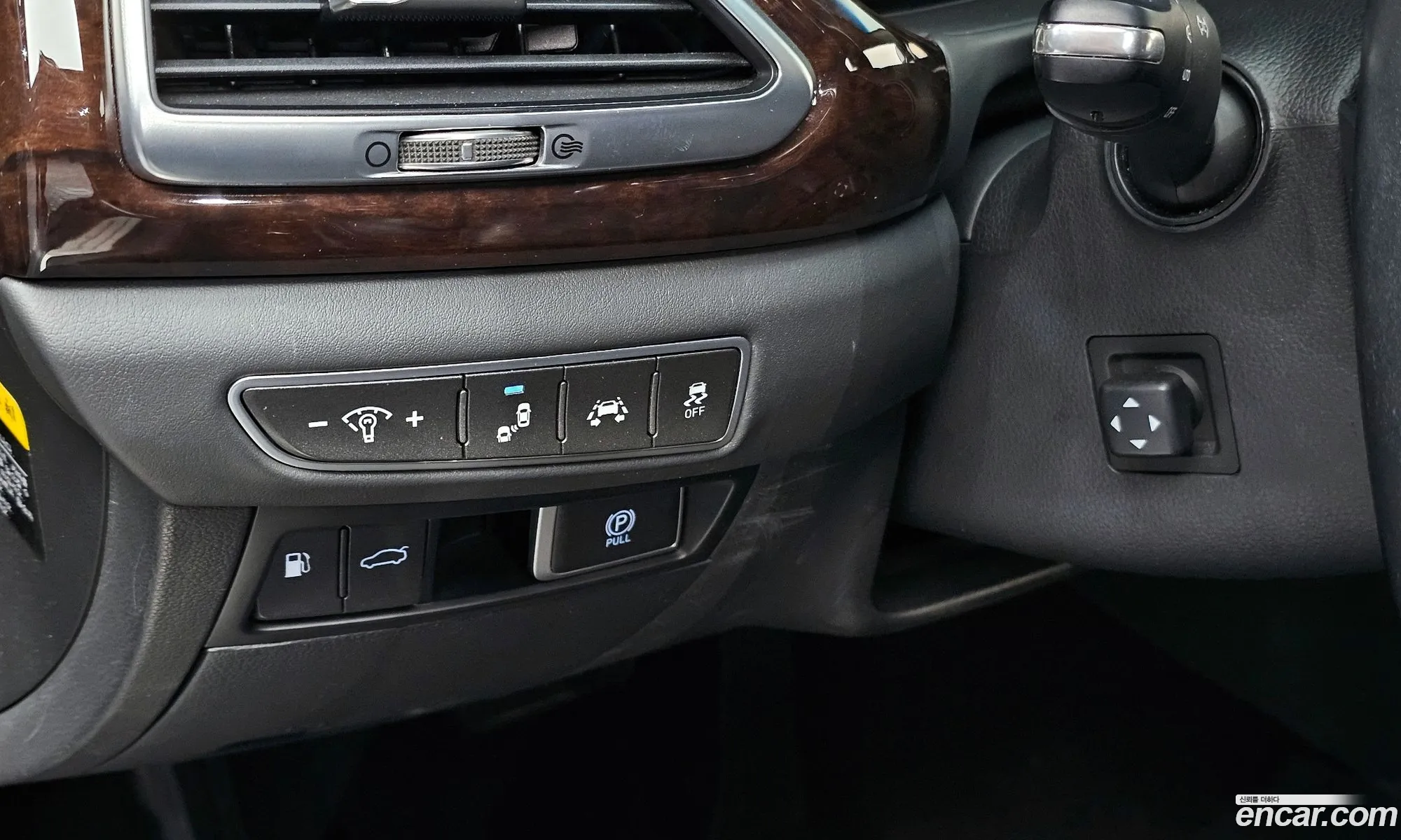 Eq900 38 Gdi Awd Luxury - фотография 12536294