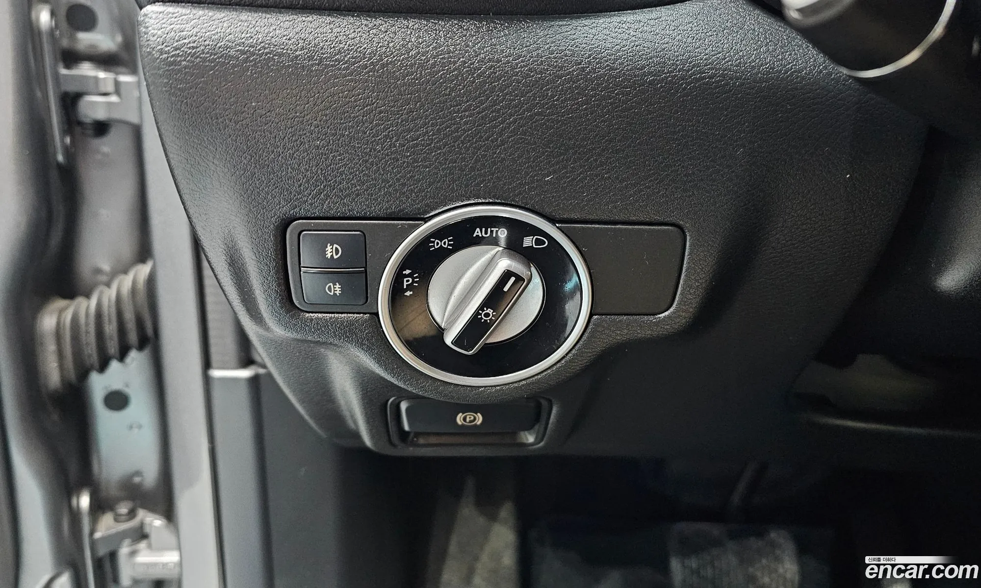 Qx30 20 Essential Awd - фотография 3578561