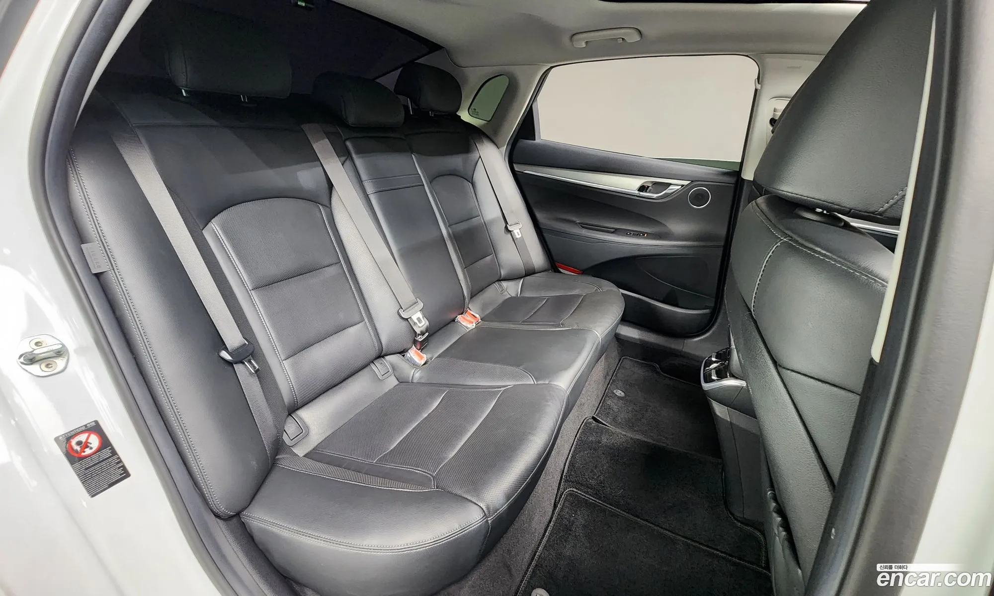 The New Grandeur Ig 30 Lpi Rent -A -Car Premium - фотография 16386808