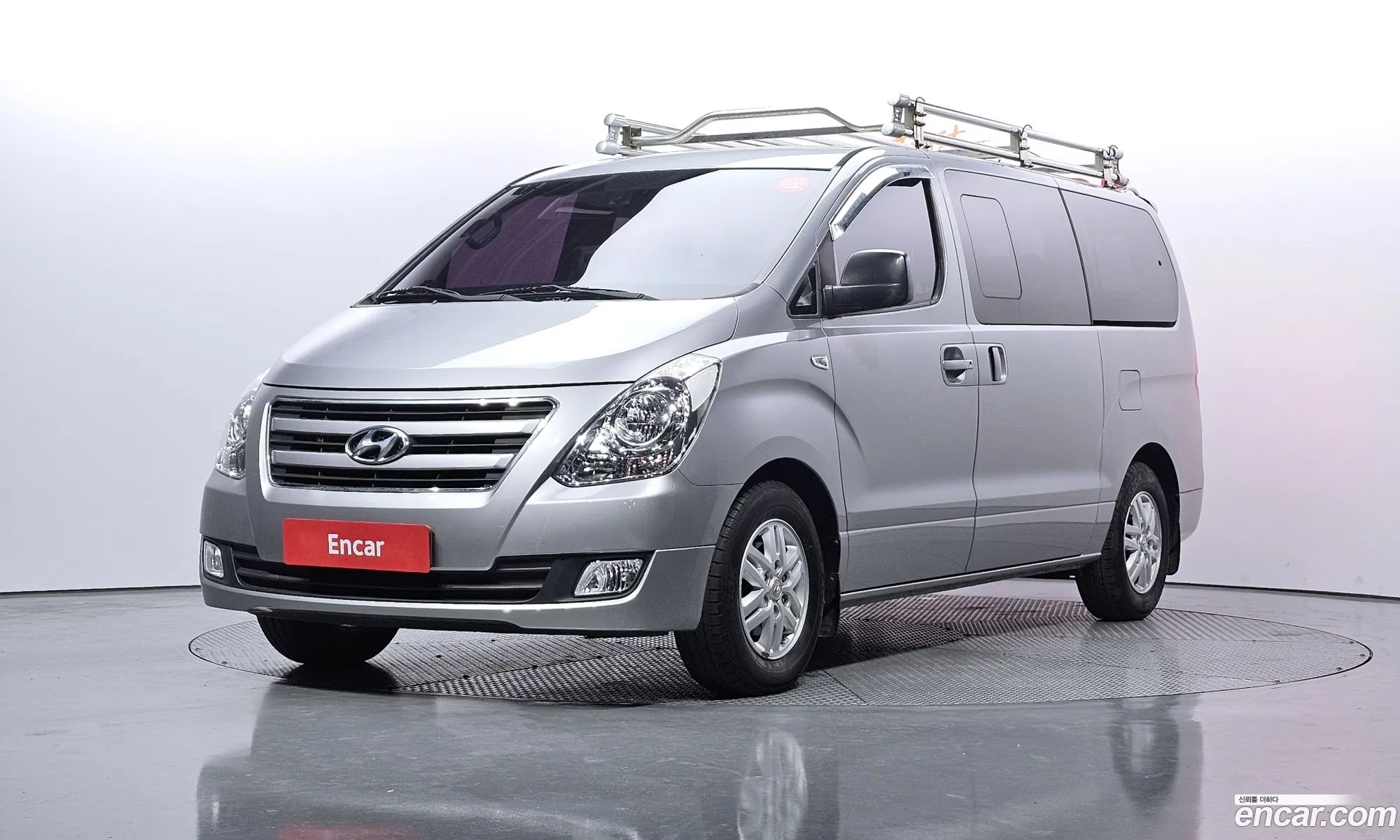 Grand Starex 12 -Seater Wagon - фотография 11281234