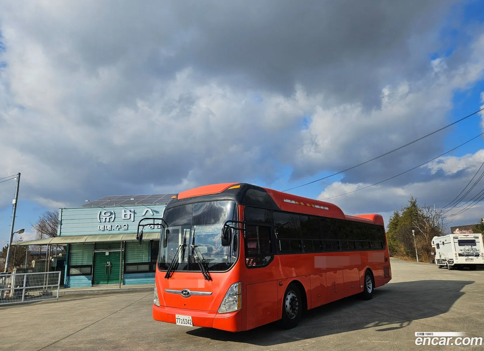 Hyundai Diesel 42-Seater 2013 - фотография 1130385
