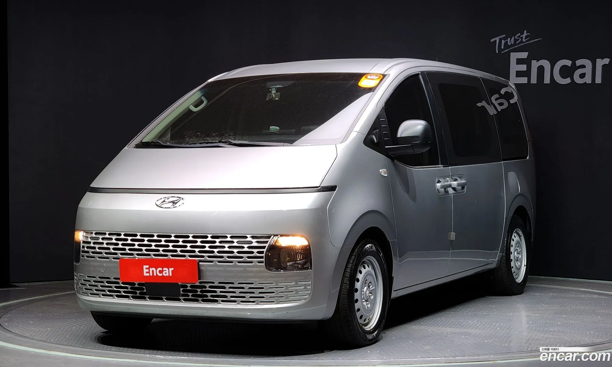 Staria 4Wd Tourer 11 -Seater Smart - фотография 13662688