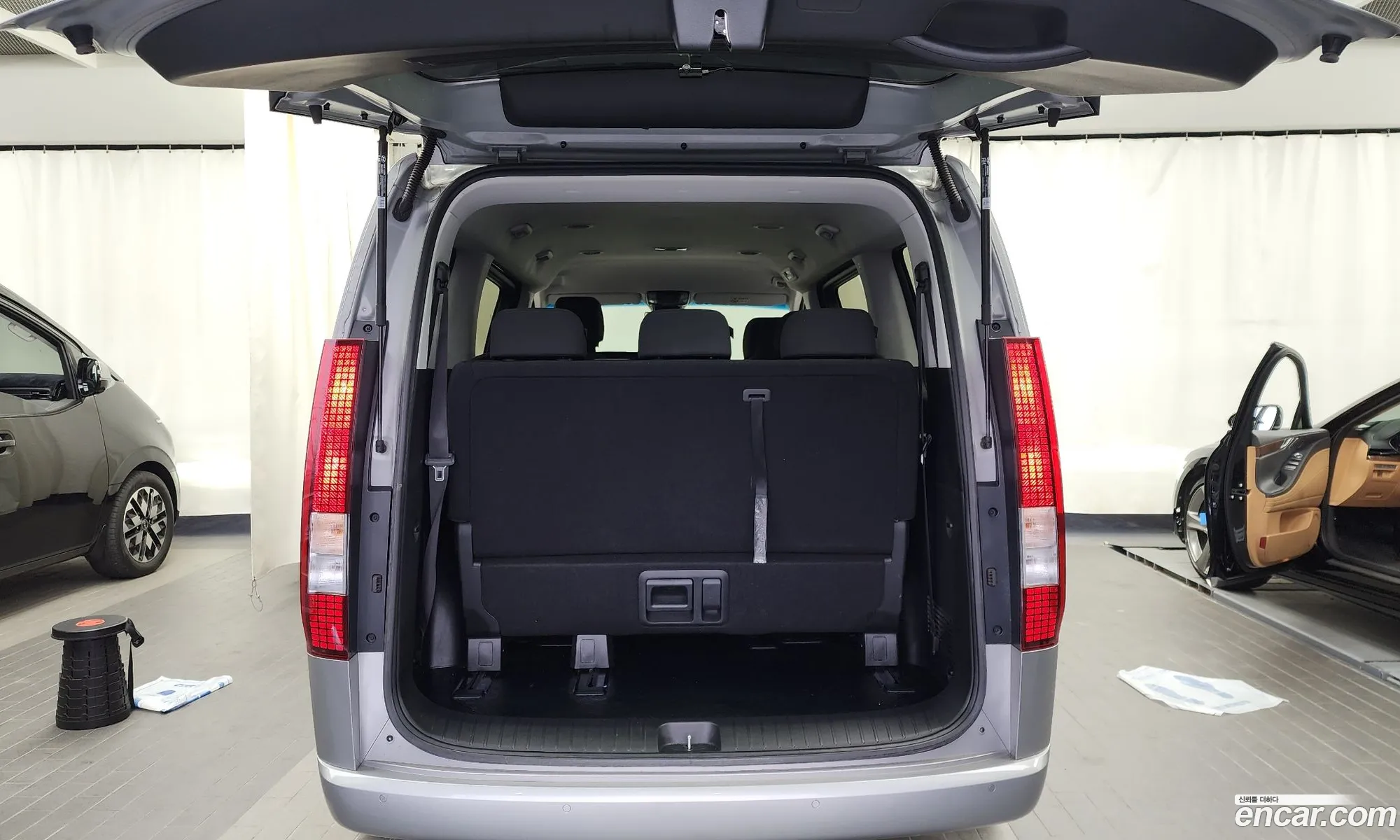 Staria 4Wd Tourer 11 -Seater Smart - фотография 13662689