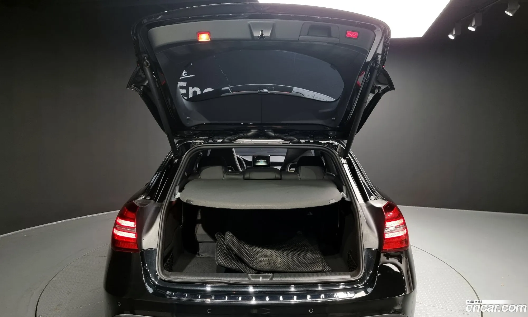Gla-Class X156 Gla250 4Matic - фотография 12586092