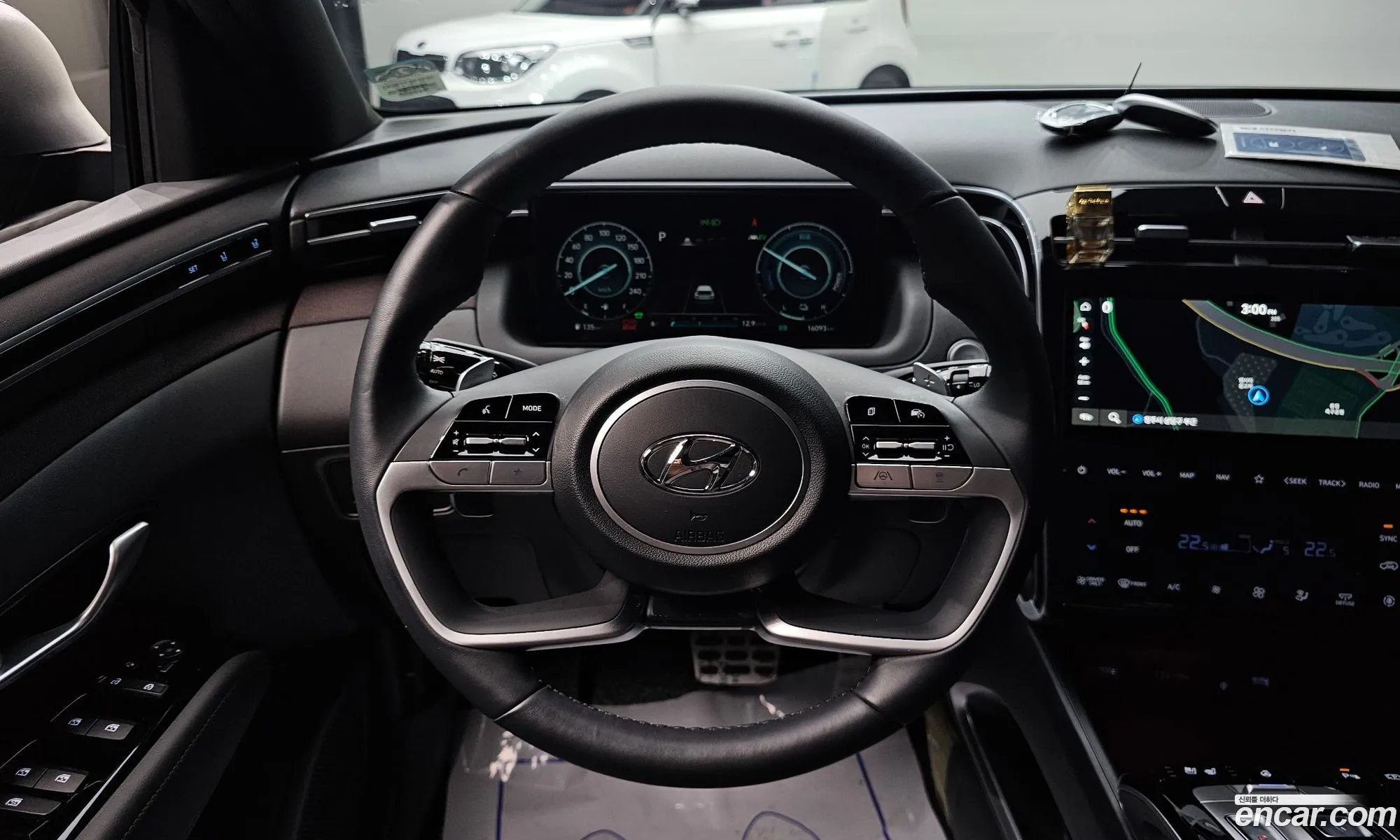 Tucson Hybrid Nx4 Inspiration 2Wd - фотография 12904127