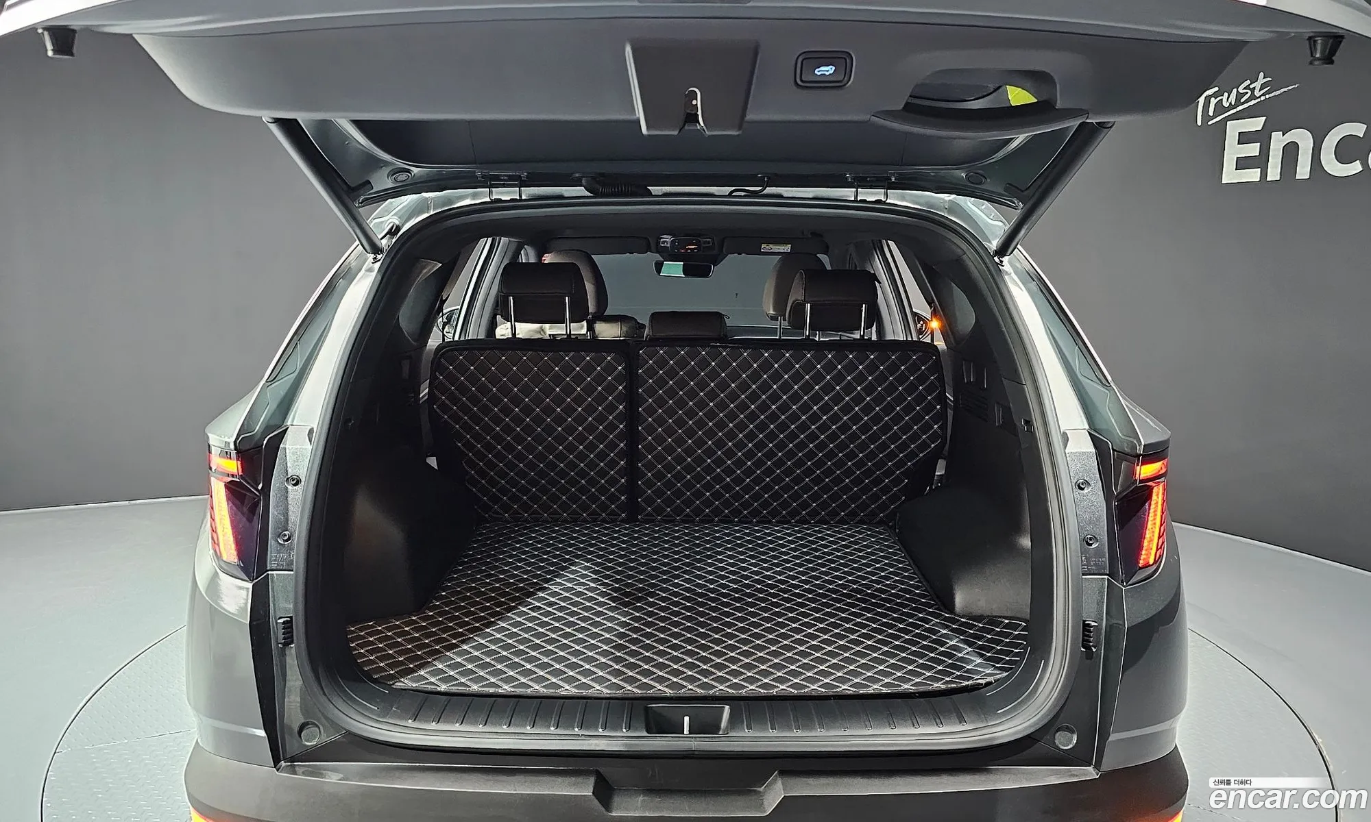 Tucson Hybrid Nx4 Inspiration 2Wd - фотография 12904123