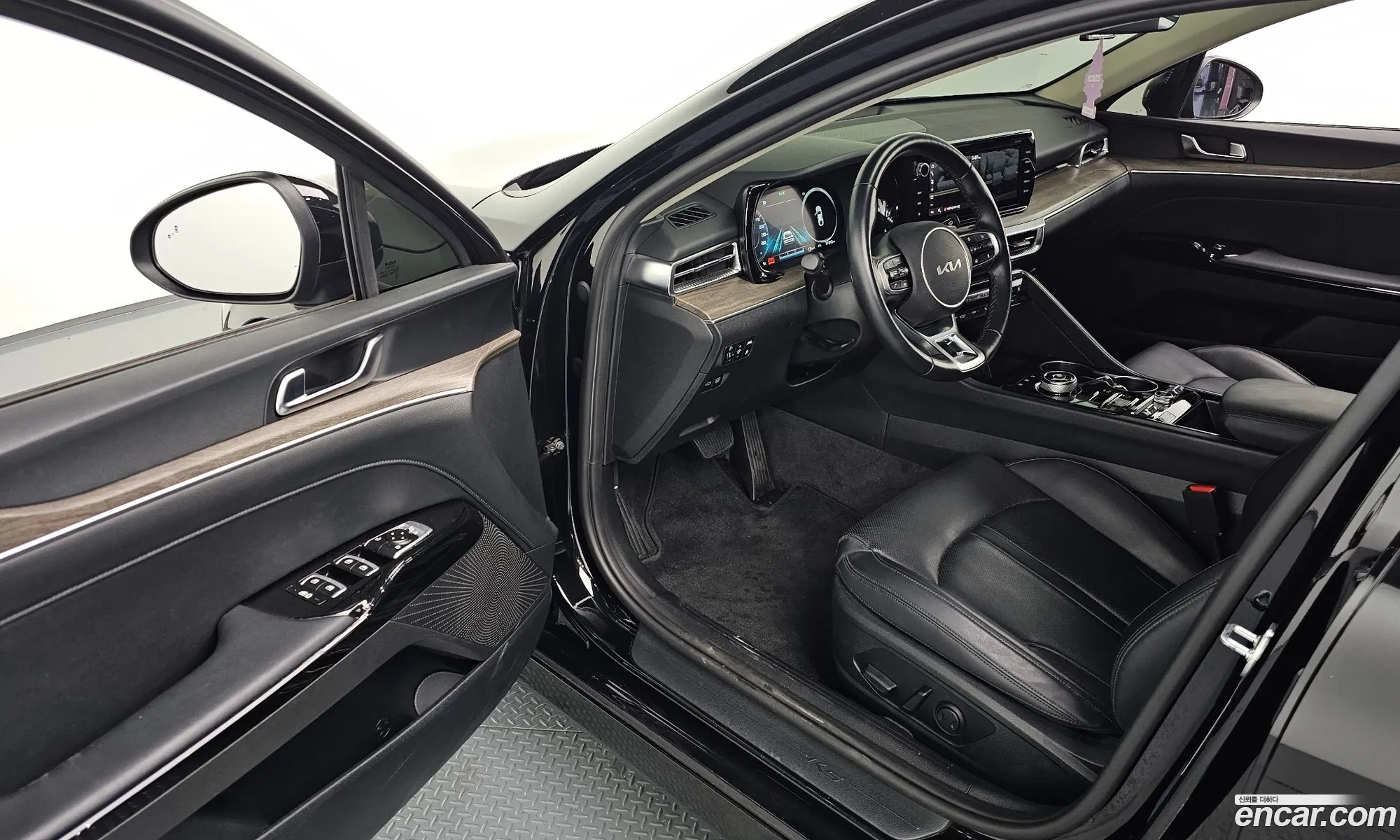 Korex Auto Trade - фотография 13702380