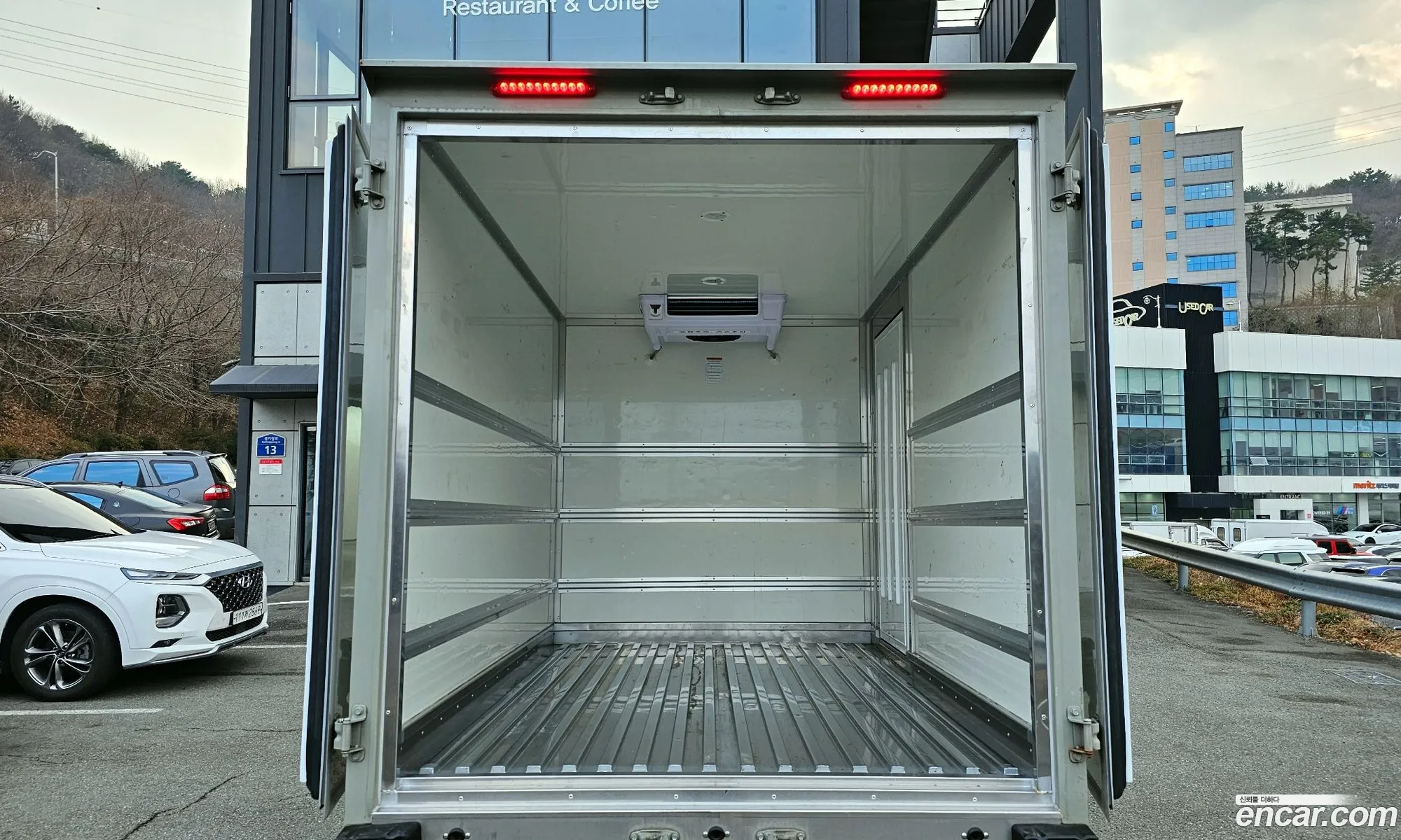 Porter Ii Exs High Refrigerator 1 Ton Super Cap Crdi - фотография 11349119