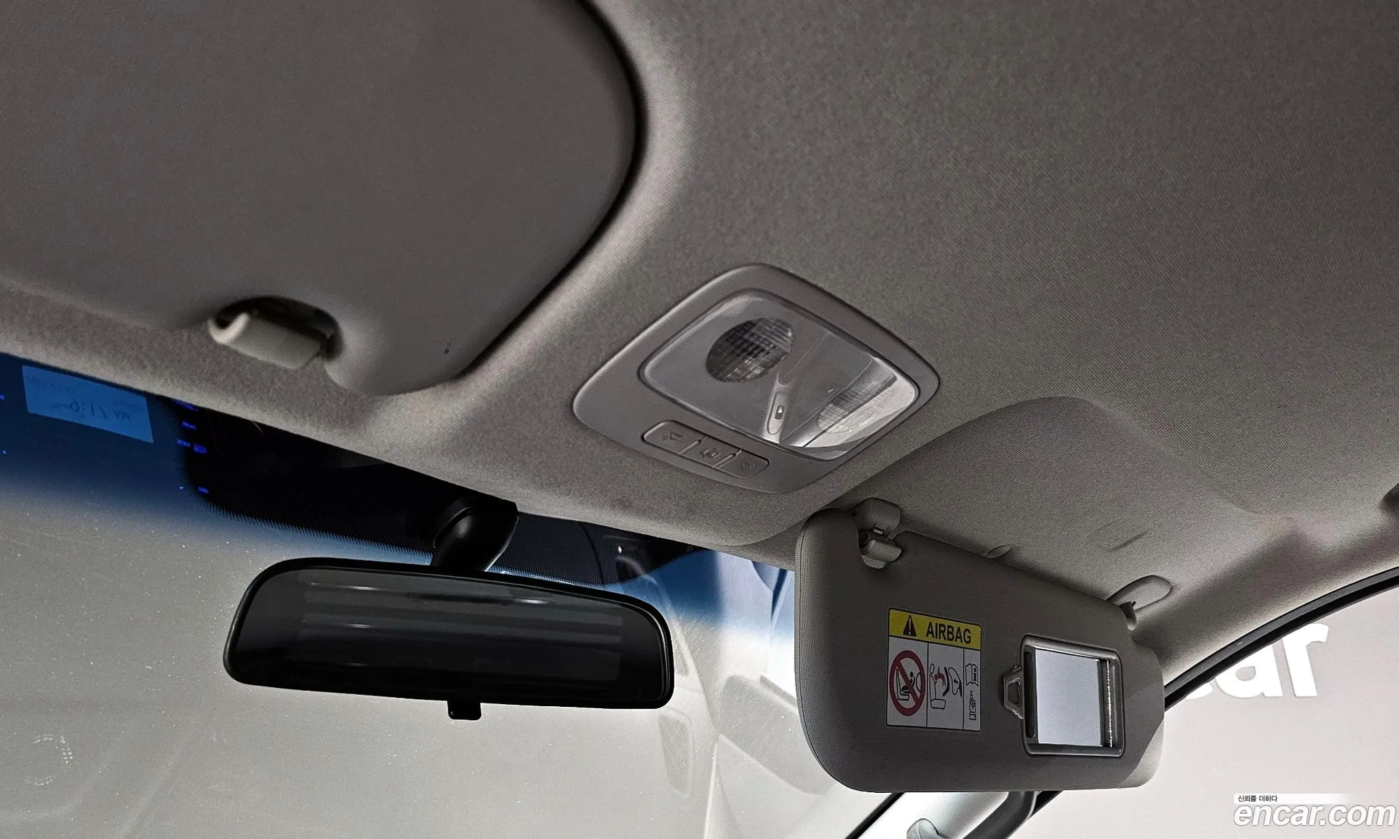 The New Grand Starex Van 5 -Seater Smart - фотография 13449096