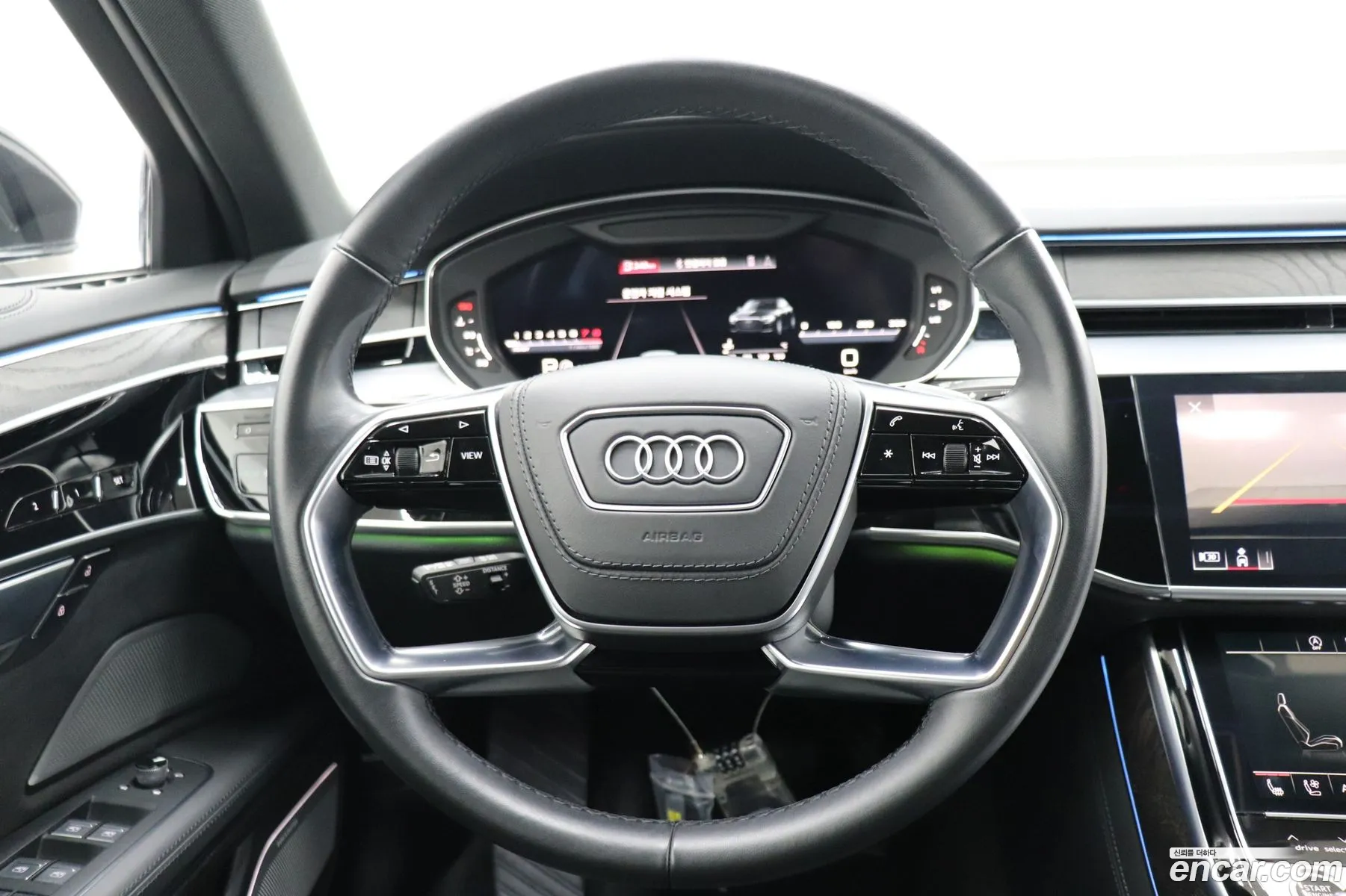 A8 D5 55 Tfsi Quattro Premium Lwb - фотография 4698129