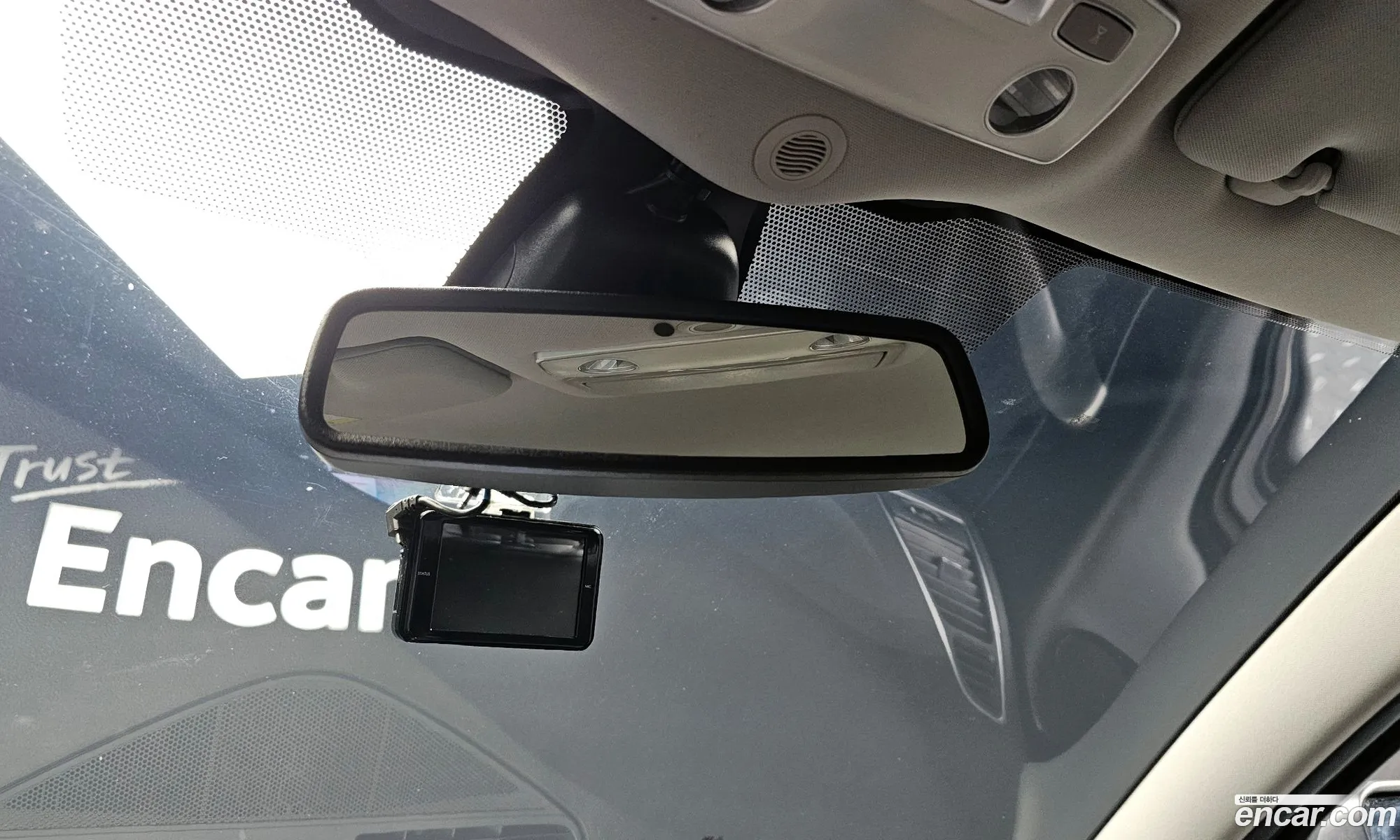 Sm7 Nova Lpli 20 Lpe Taxi Car Rental - фотография 11336022