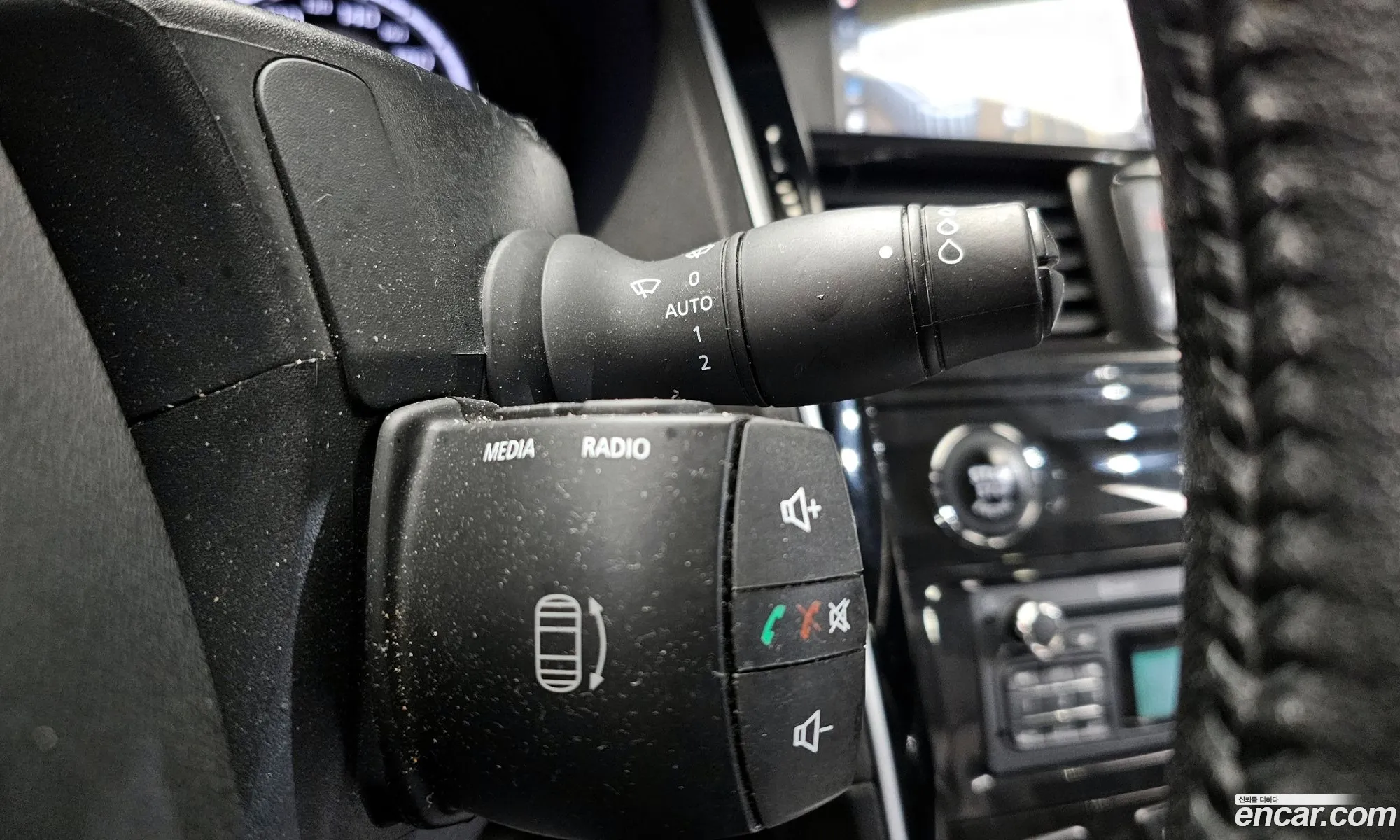 Sm7 Nova Lpli 20 Lpe Taxi Car Rental - фотография 11336021