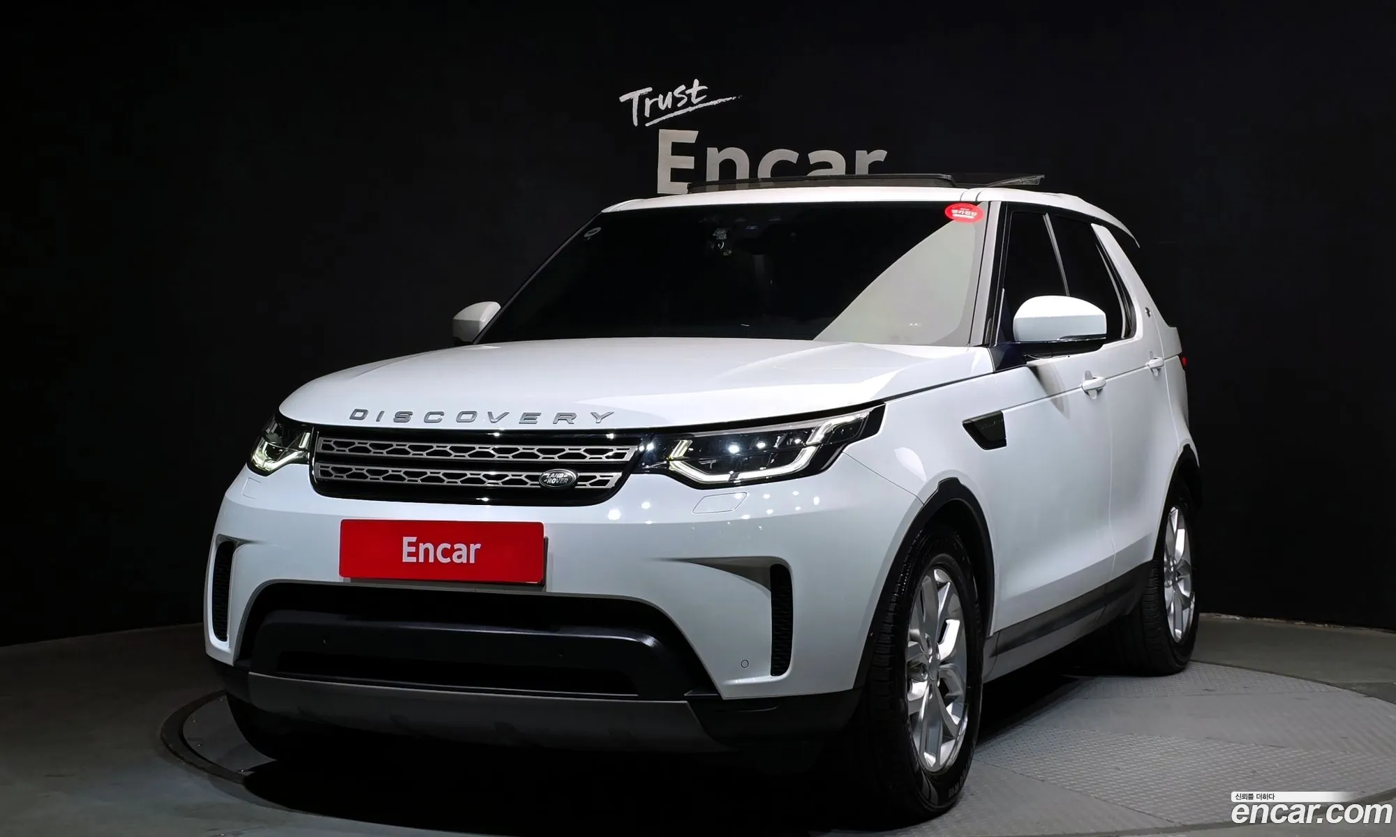Land Rover Discovery 20 Sd4 Se 2019 - фотография 4200458