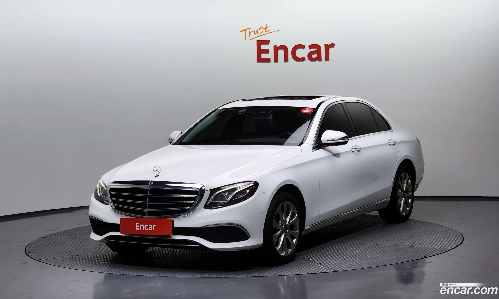 E-Class W213 E300 4Matic Exclusive - фотография 12113876