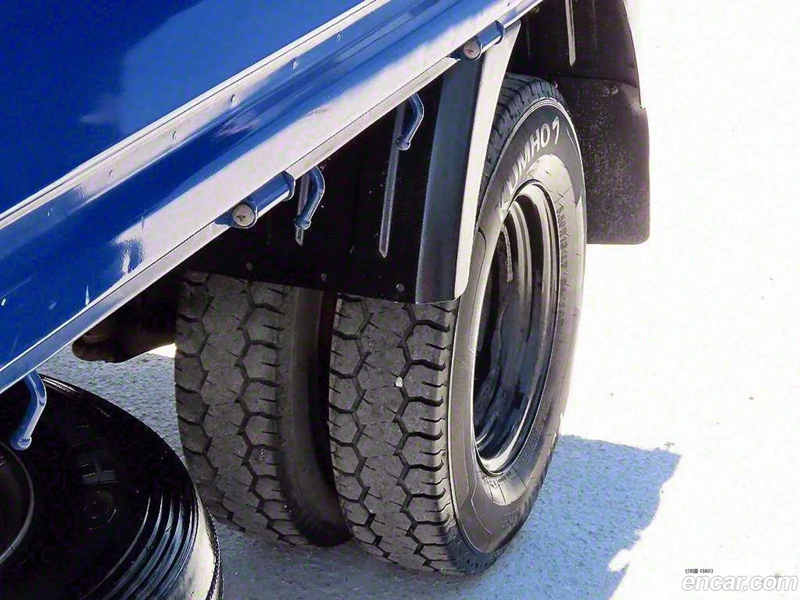 The New Bongo Iii Cargo Cargo Truck 12 Ton Standard Cap - фотография 13922374