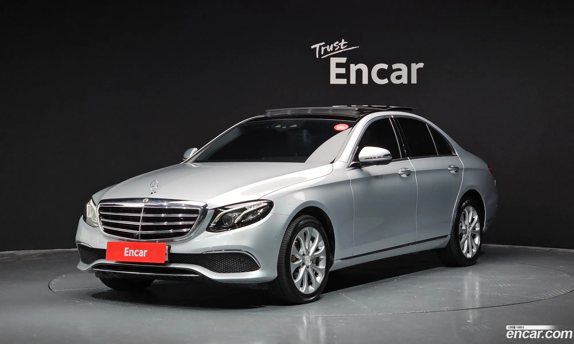 E-Class W213E300 4Matic Exclusive - фотография 15448053