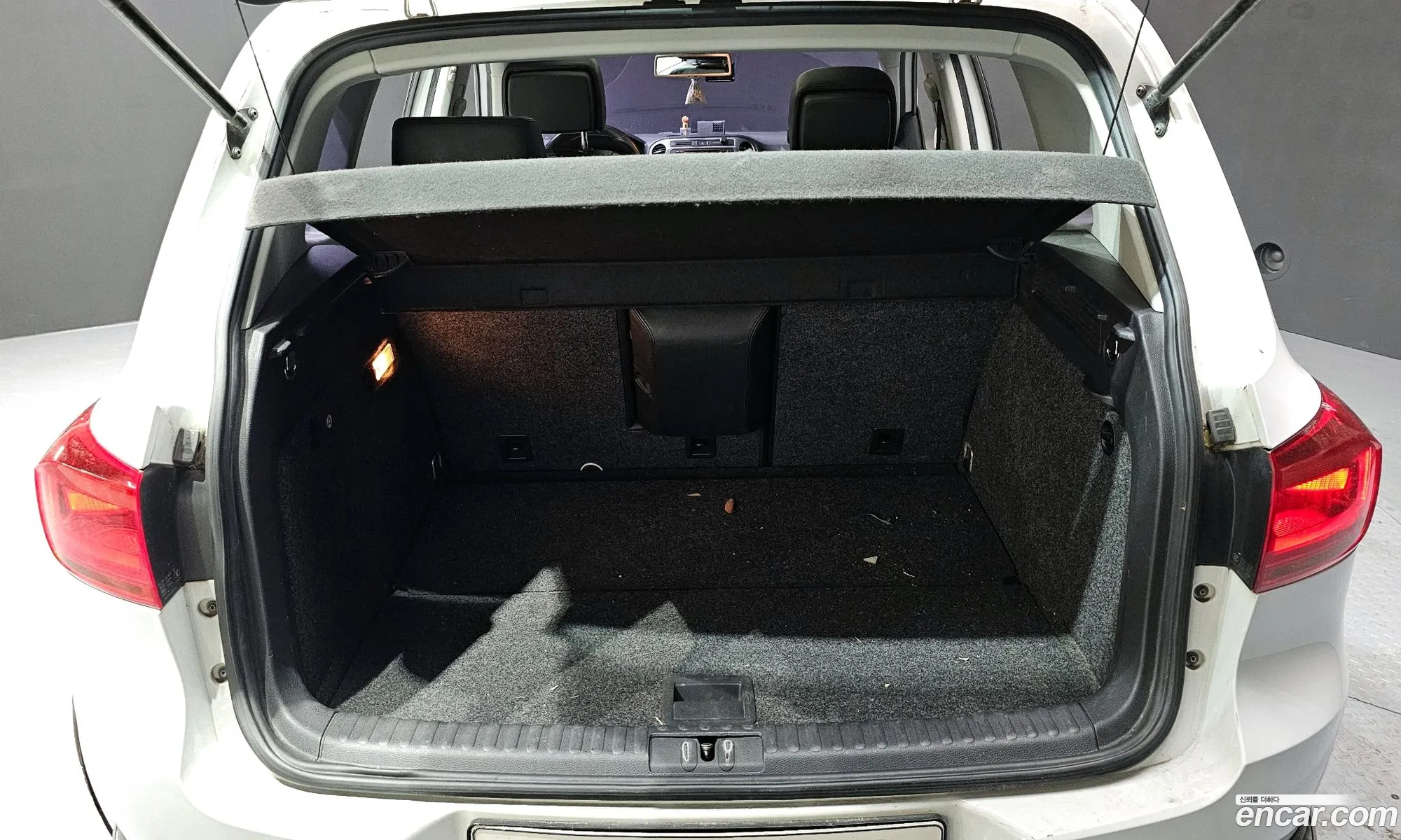 New Tiguan 20 Tdi Premium 5N - фотография 4221539
