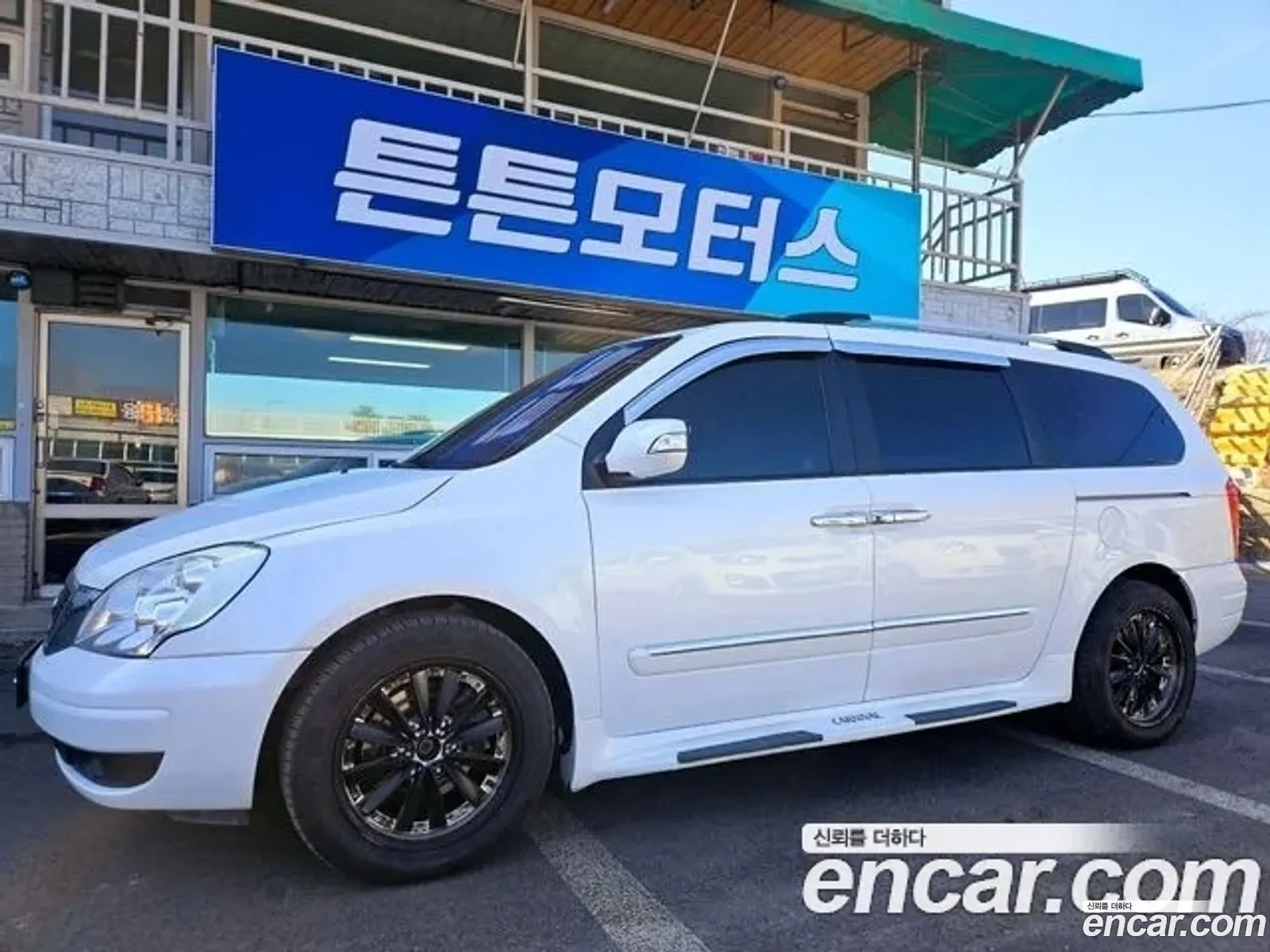 Kia Carnival New Carnival Limousine Glx 2014 - фотография 13412211